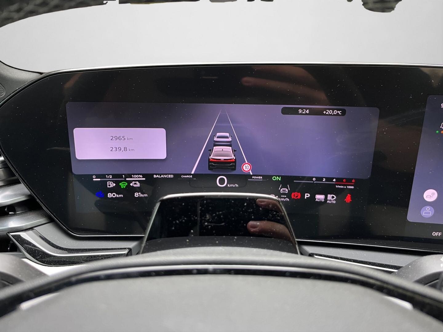 Bild über Audi RS 5 Limousine TFSI quattro 470 kW tiptronic - für weitere Informationen kontaktieren Sie den Audi Partner