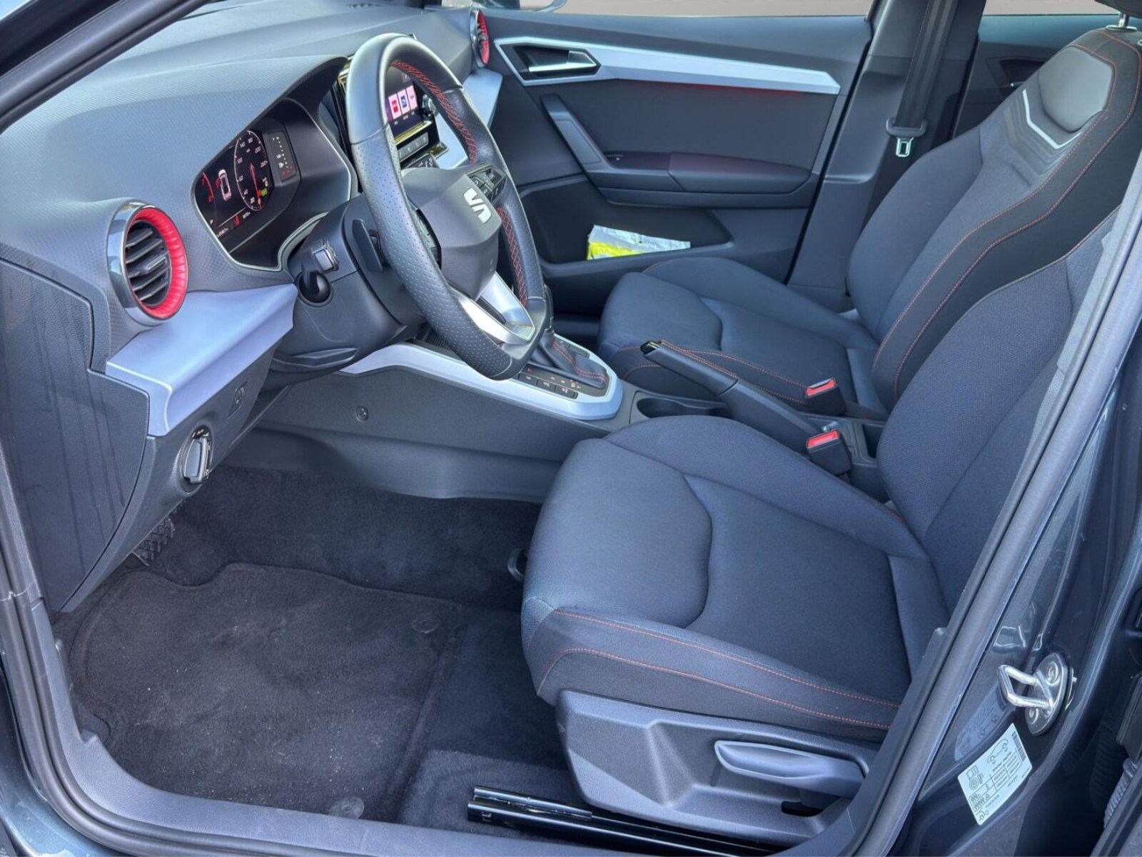 SEAT Arona – Bild 9