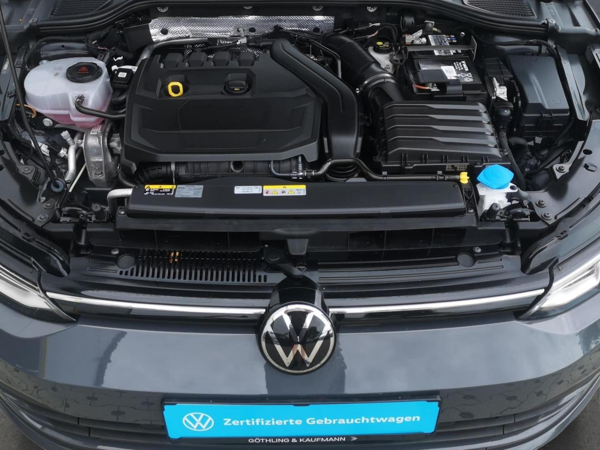 Volkswagen Golf Life