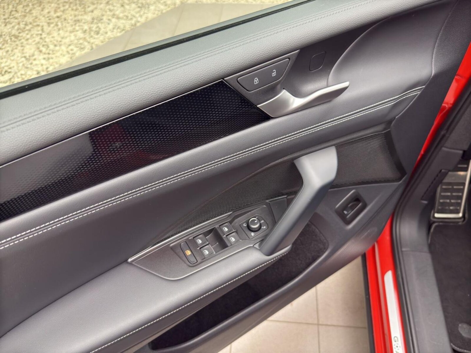Volkswagen Tiguan – Bild 8