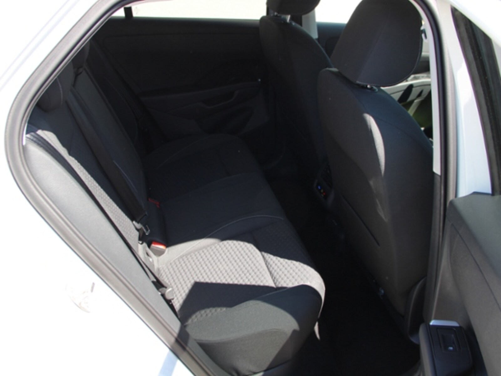 Volkswagen T-Roc – Bild 9
