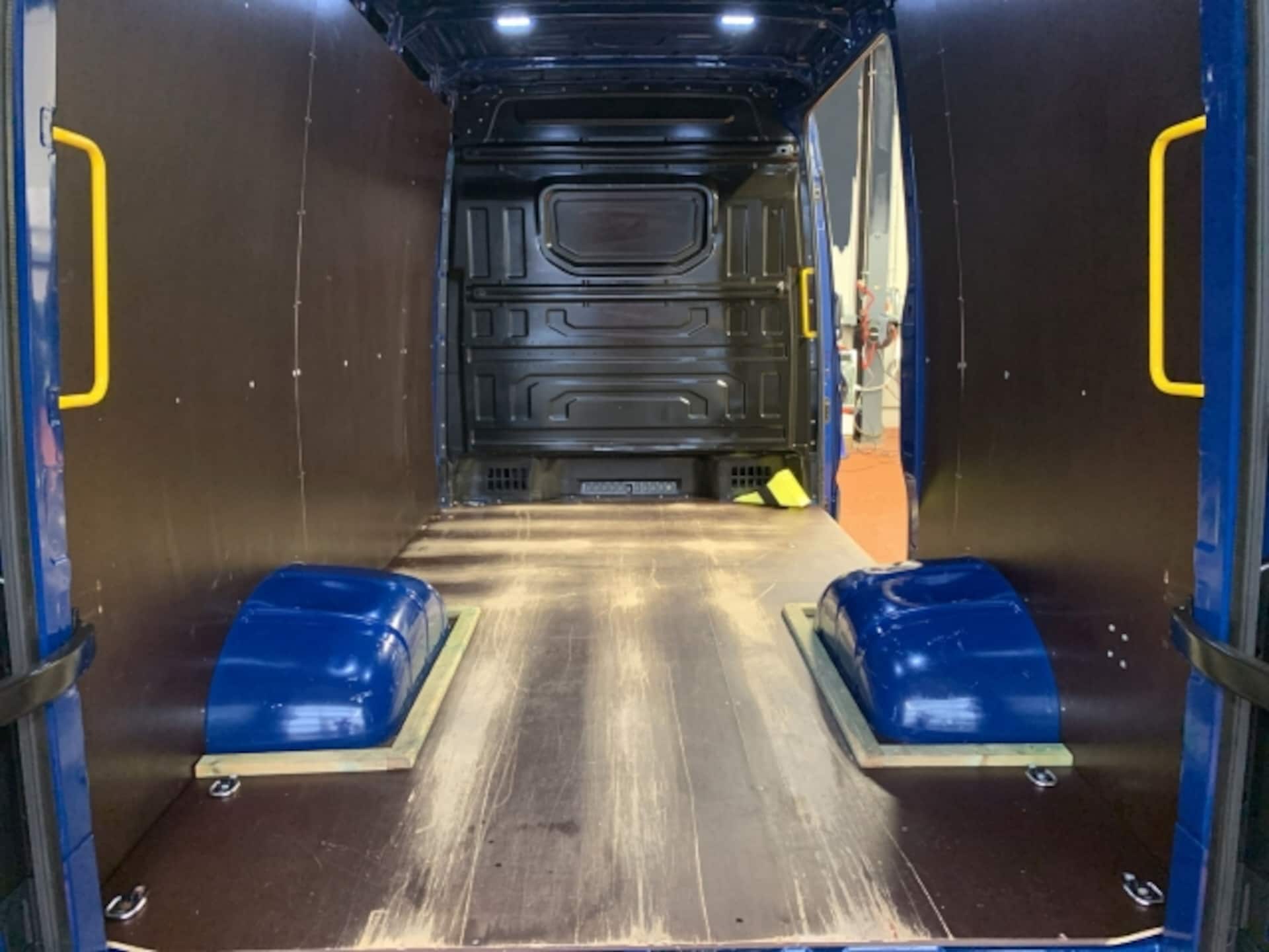 Volkswagen Crafter Kasten langer Radstand