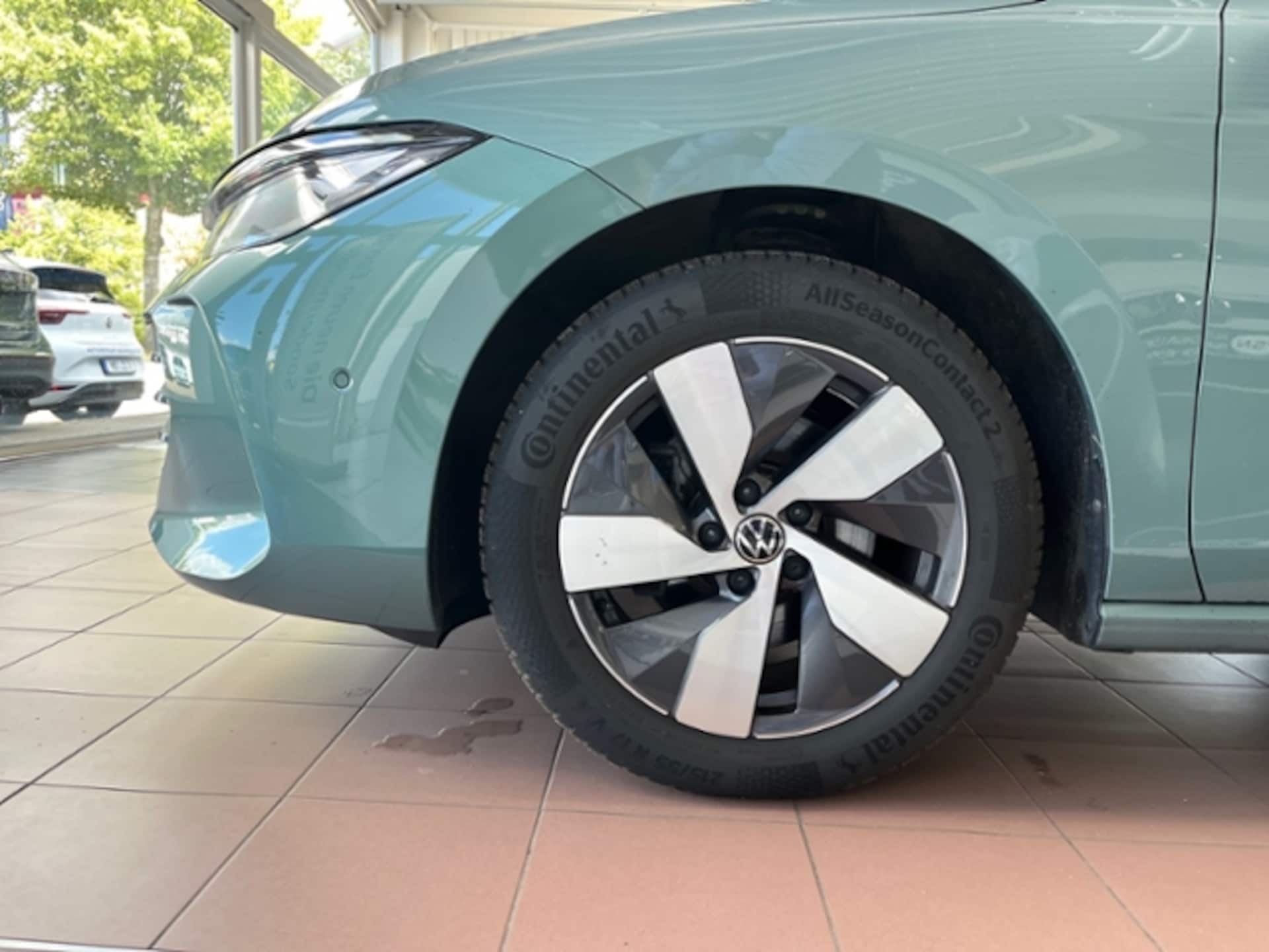 Volkswagen Passat Business