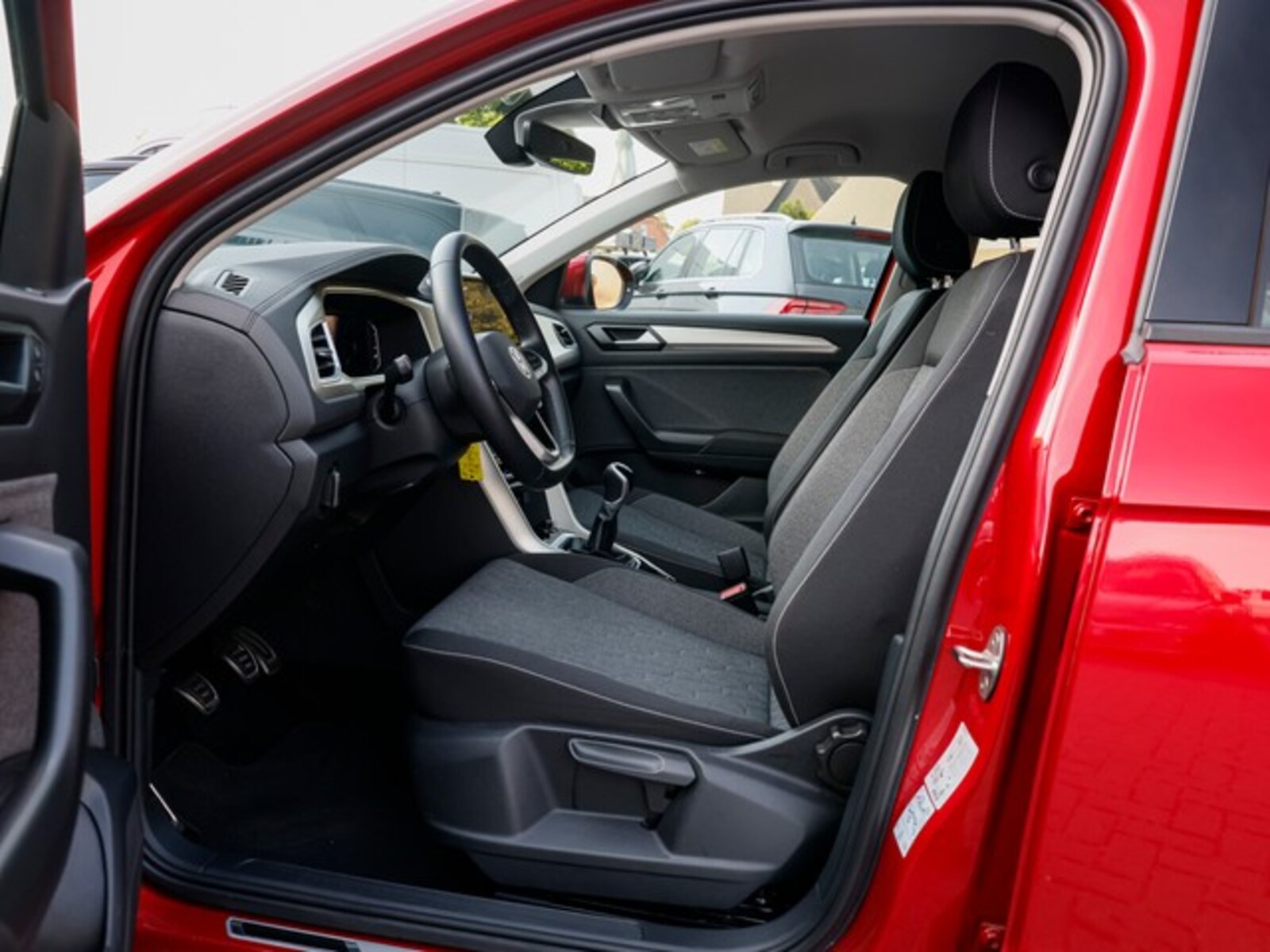 Volkswagen T-Roc – Bild 3