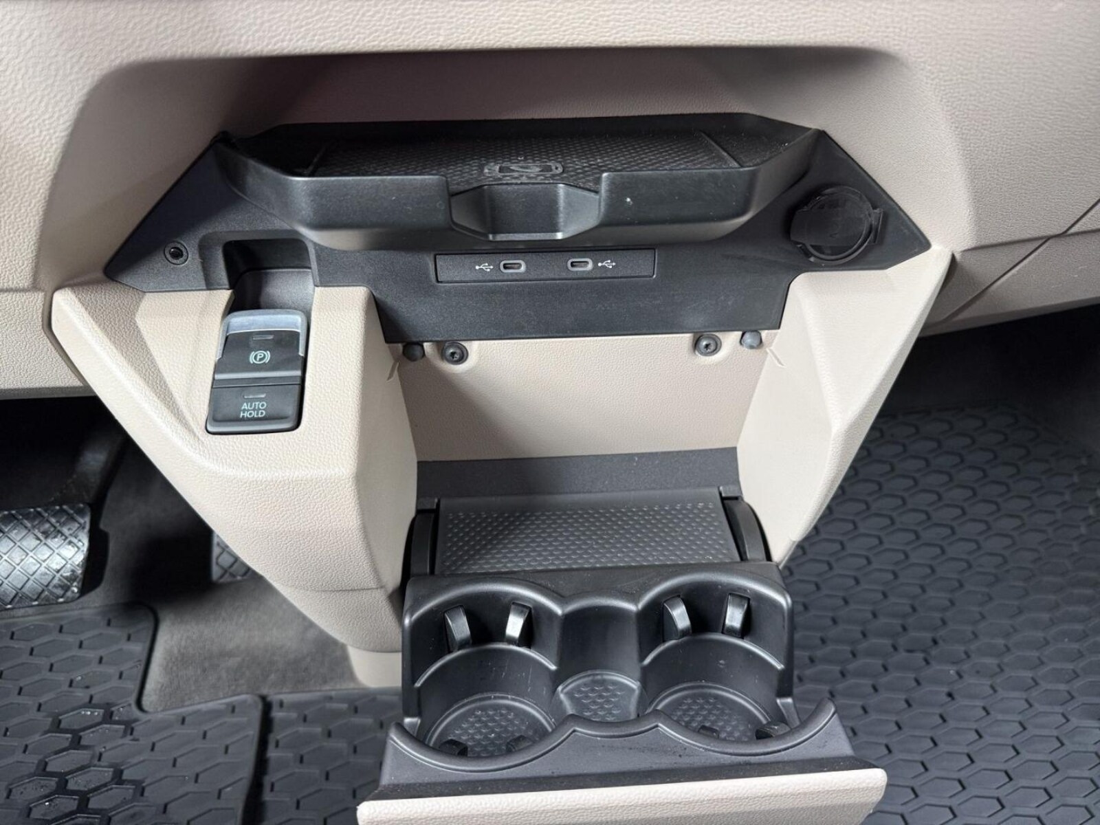 Volkswagen Multivan – Bild 20