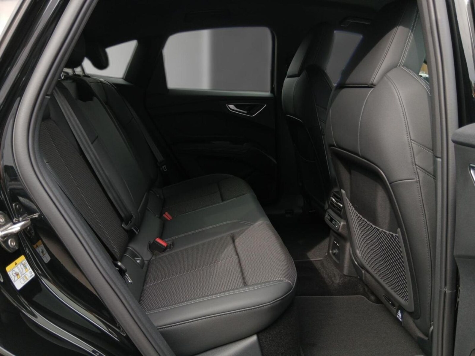 Audi Q4 Sportback e-tron – Bild 11