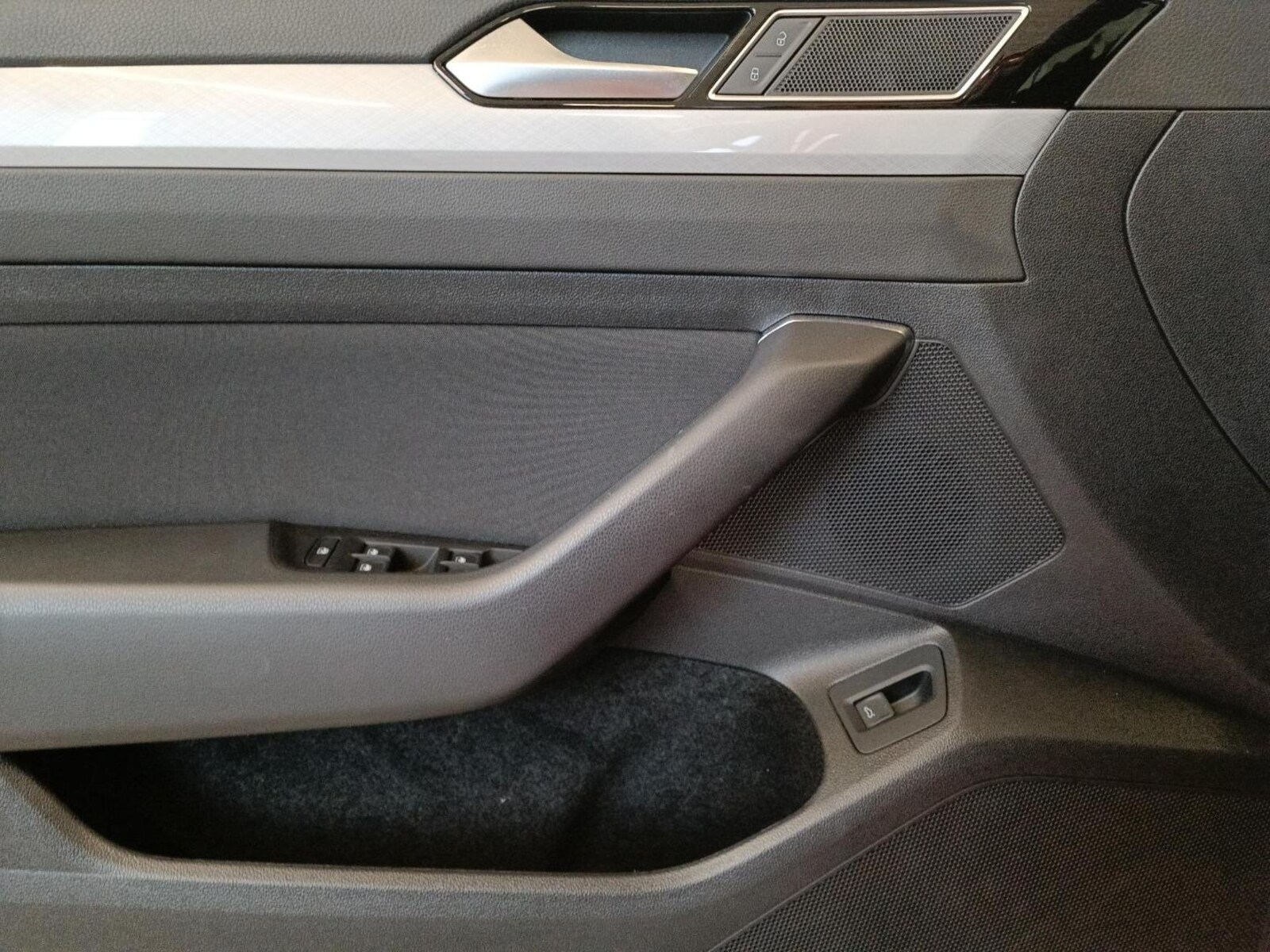 Volkswagen Passat Variant – Bild 17