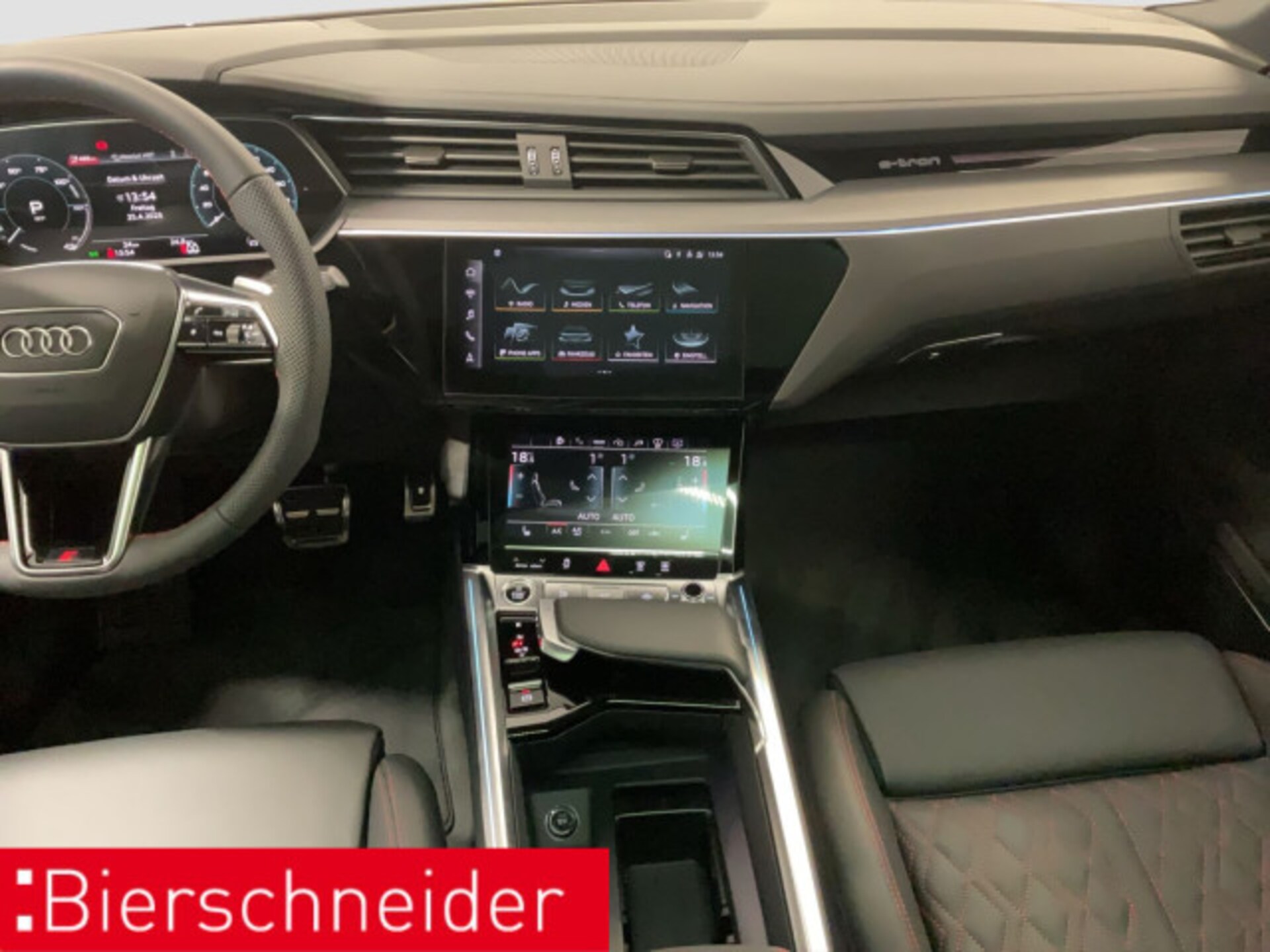 Audi Q8 Sportback e-tron S line