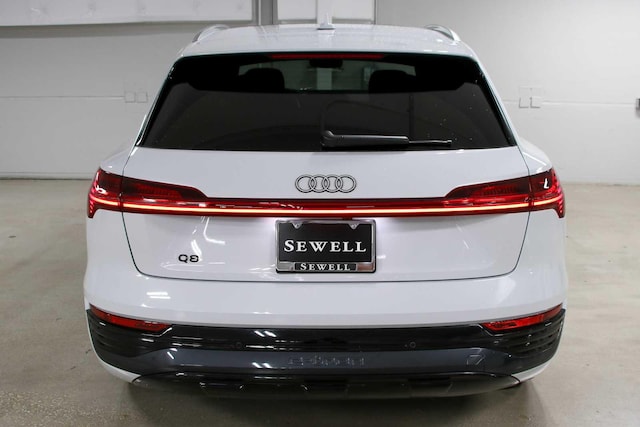 2024 Audi Q8 e-tron