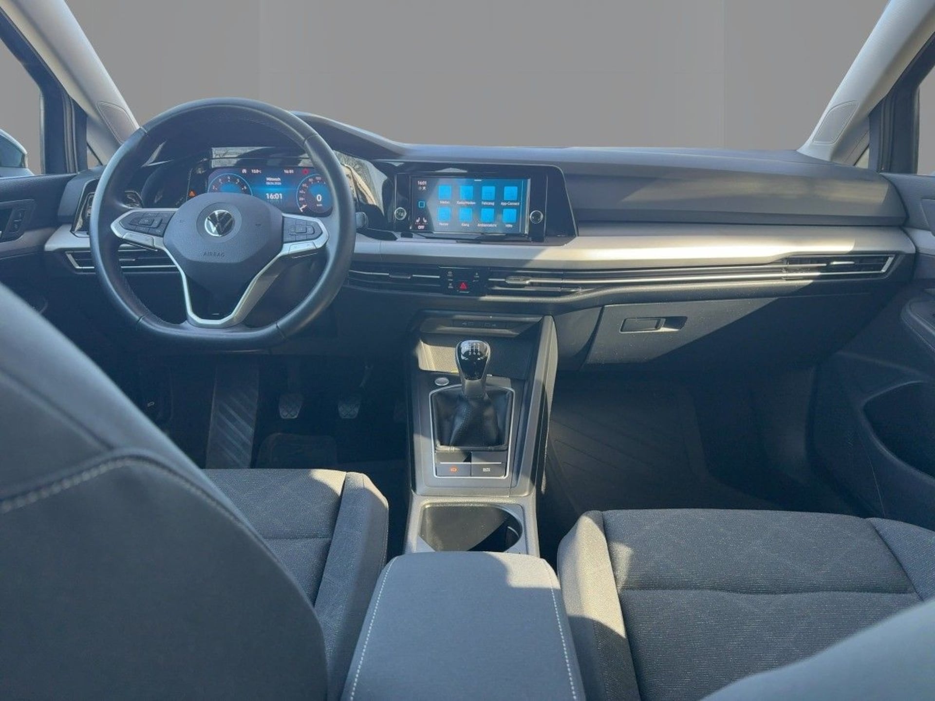 Volkswagen Golf Life
