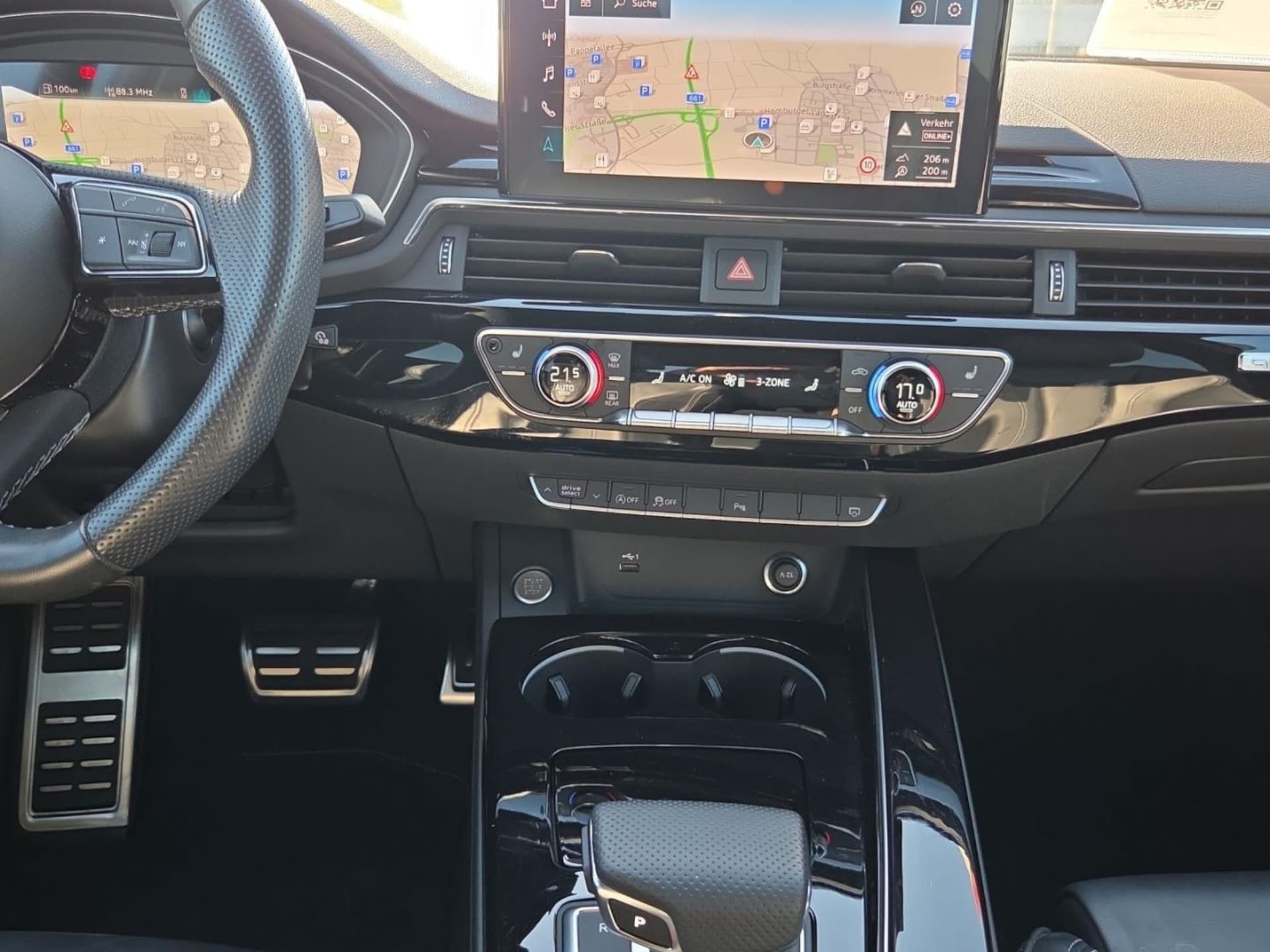 Audi A4 Limousine S line