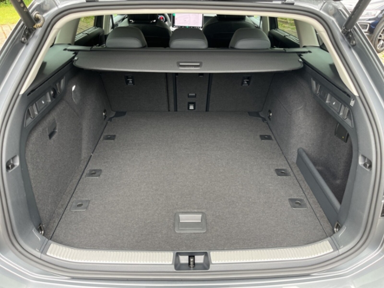 Volkswagen Passat – Bild 21