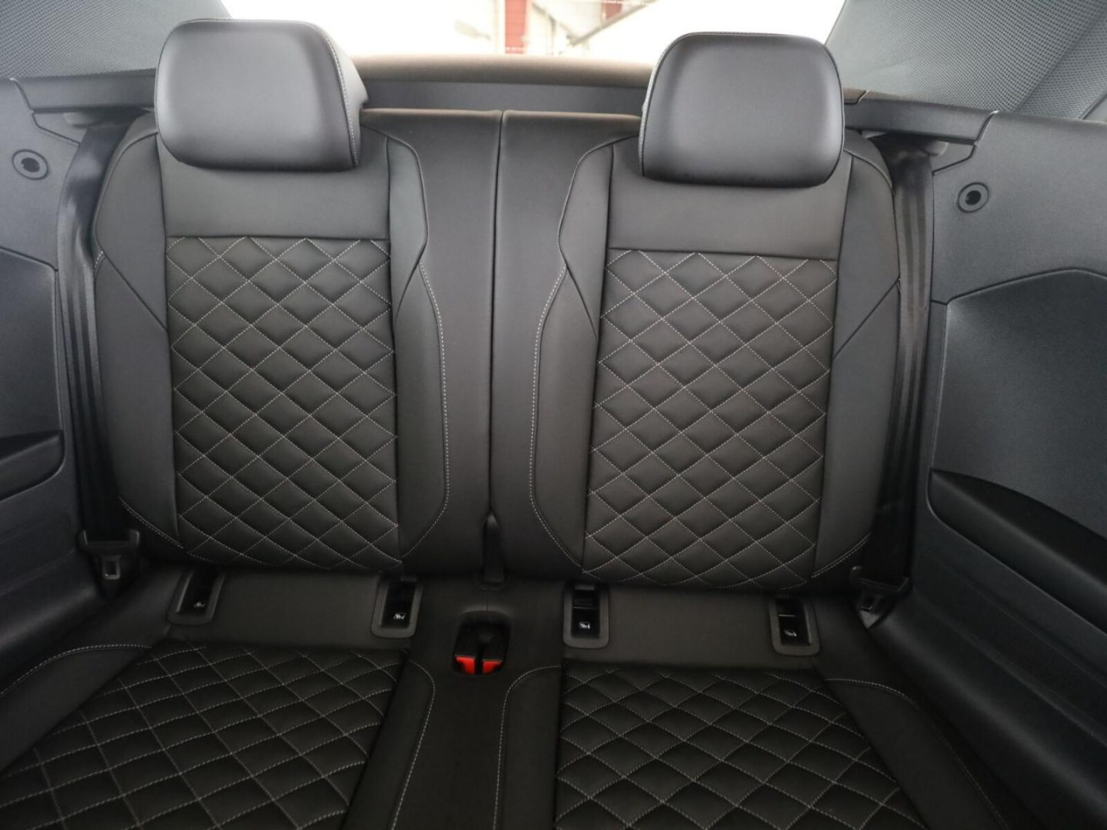 Volkswagen T-Roc Cabriolet – Bild 18