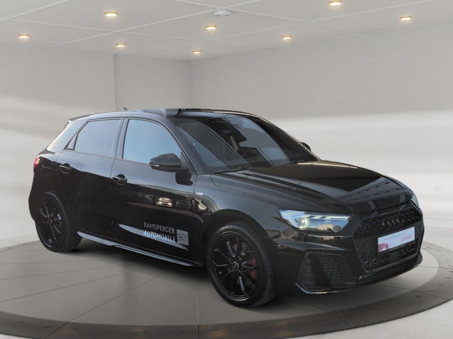 Bild über Audi A1 Sportback S line 40 TFSI S tronic - für weitere Informationen kontaktieren Sie den Audi Partner