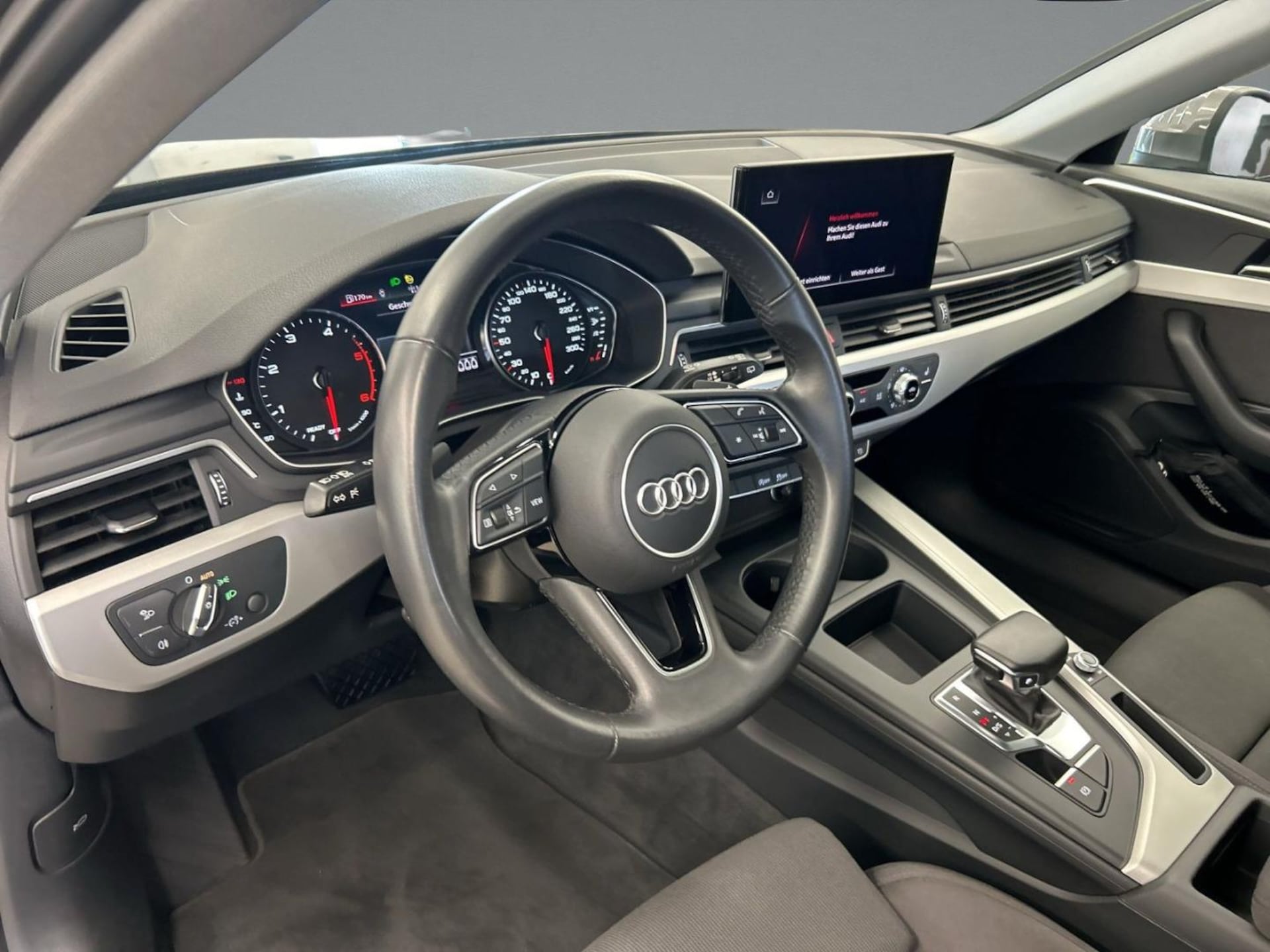 Audi A4 Avant Advanced