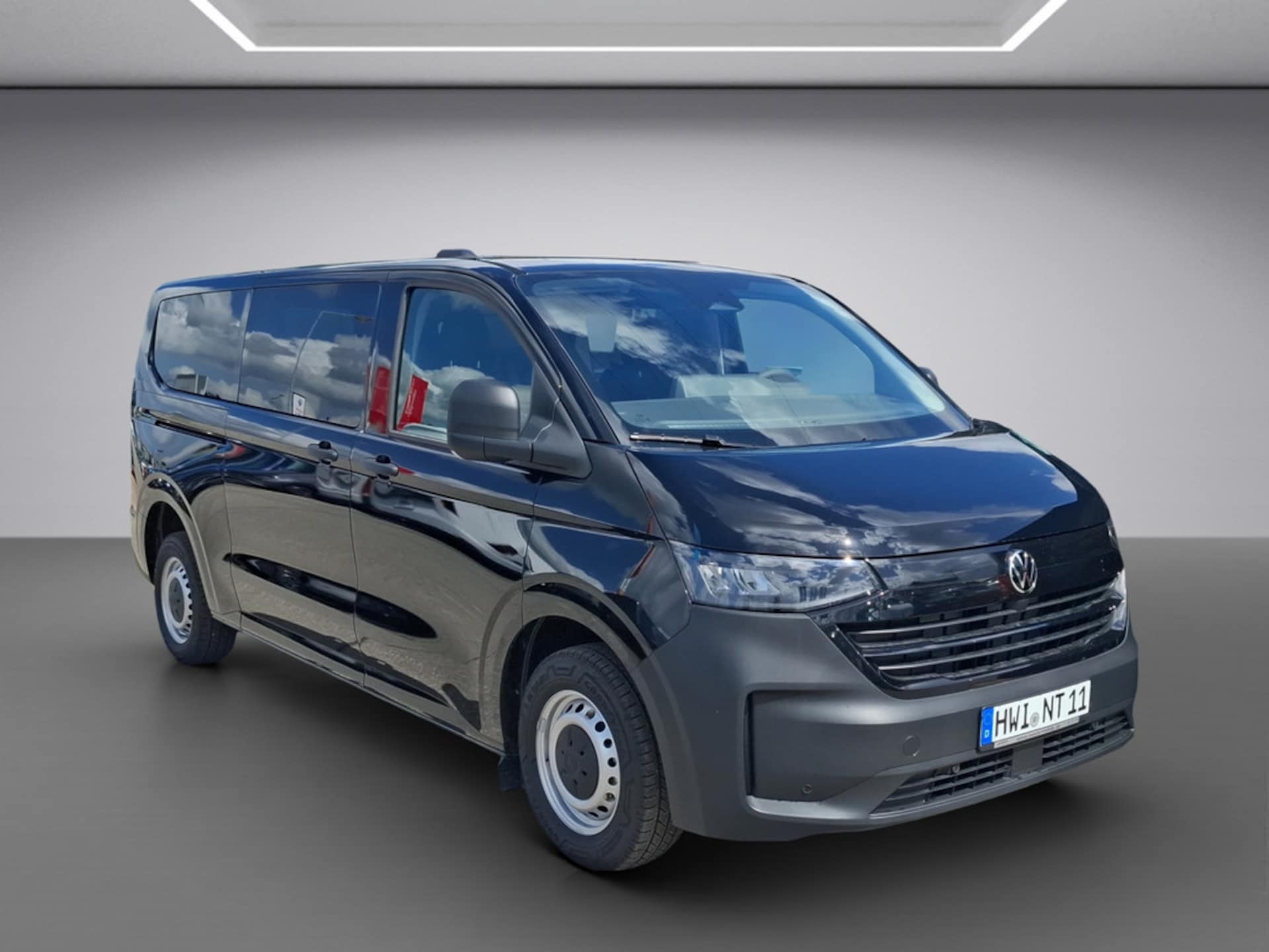 Volkswagen Transporter Kombi langer Radstand