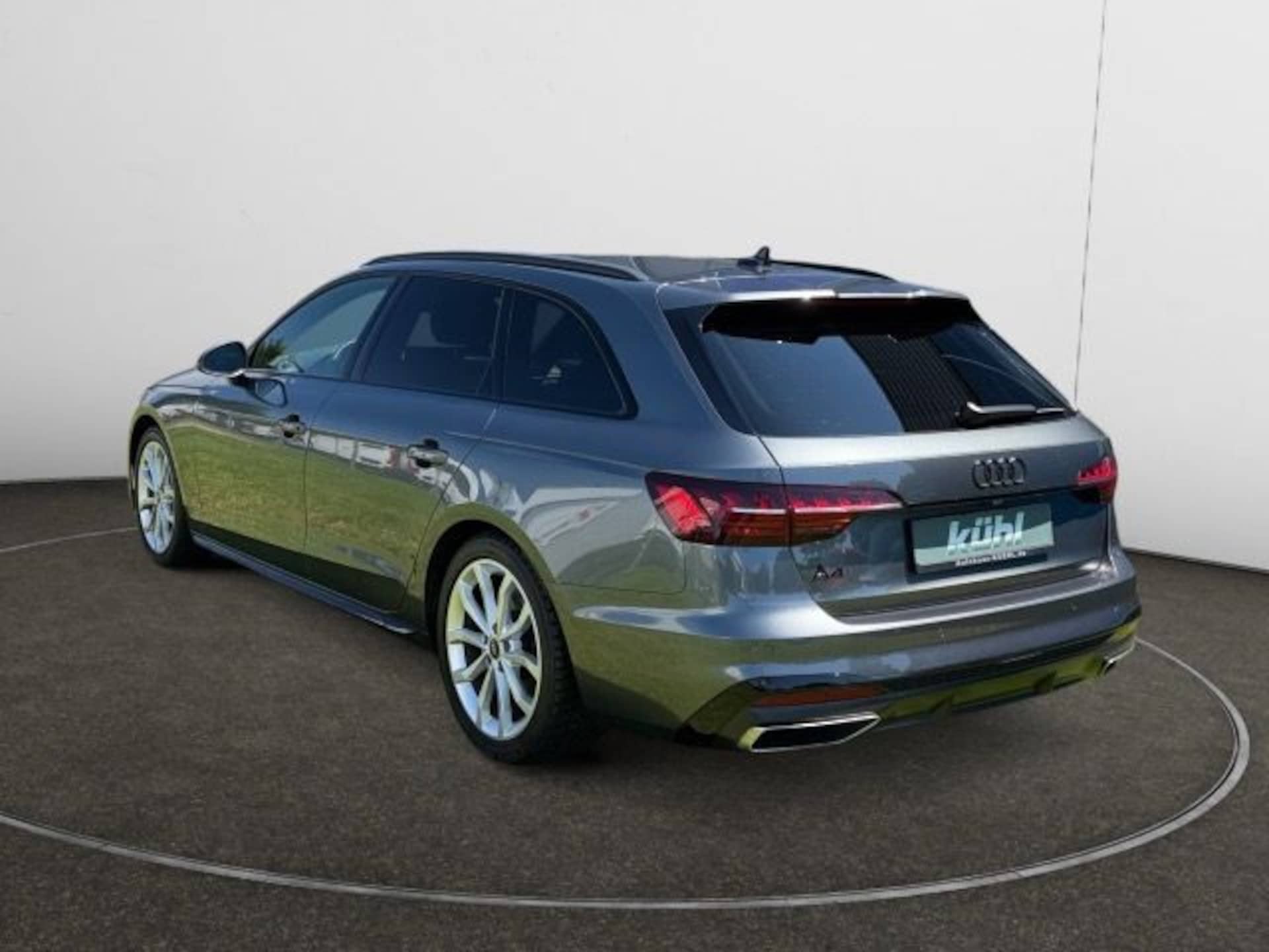 Audi A4 Avant S line