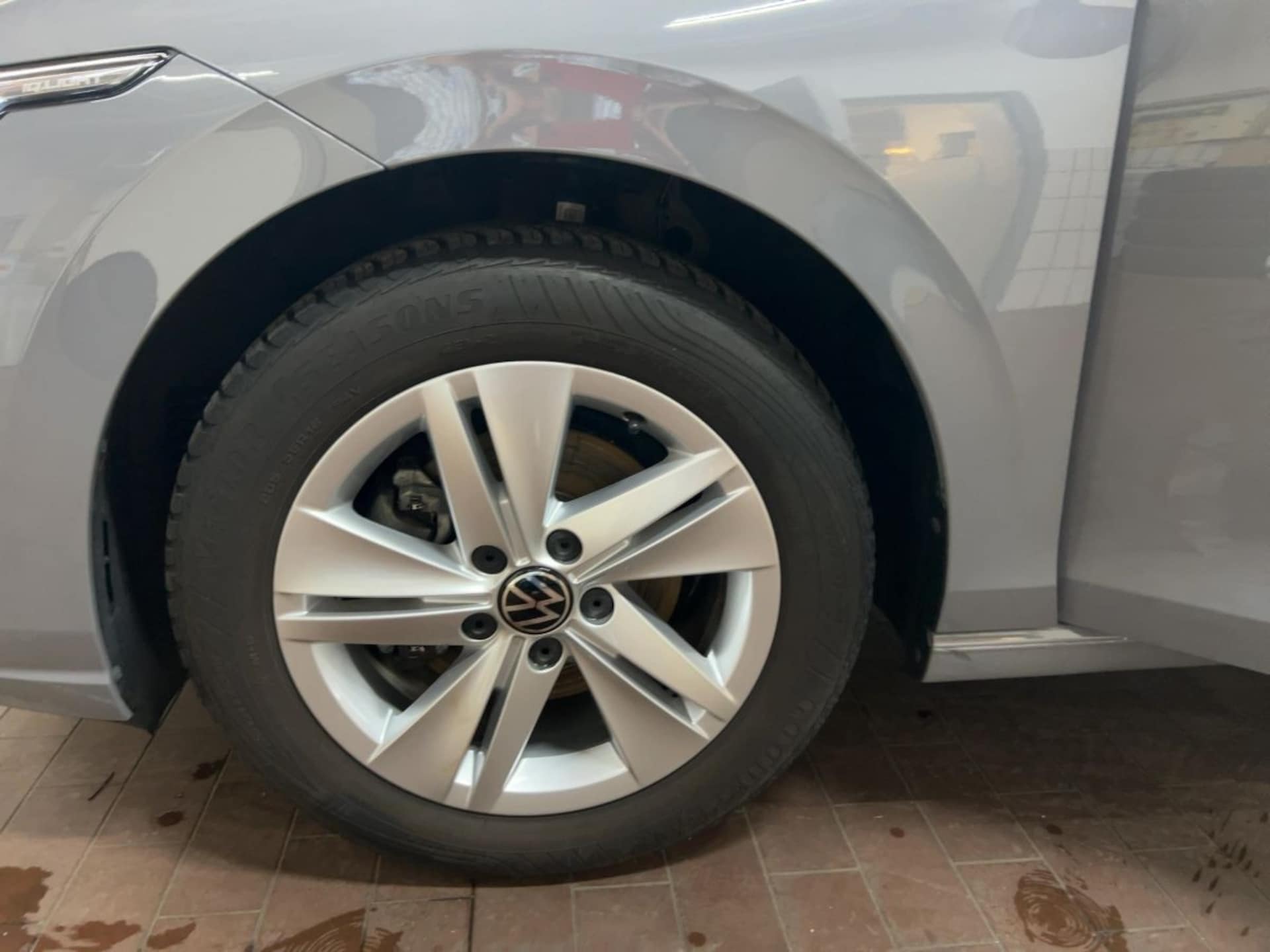 Volkswagen Golf Life