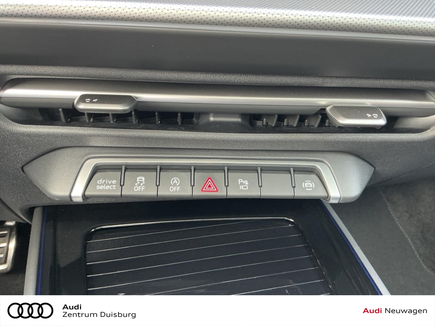 Bild über Audi Q3 Sportback TFSI 110 kW S tronic - für weitere Informationen kontaktieren Sie den Audi Partner