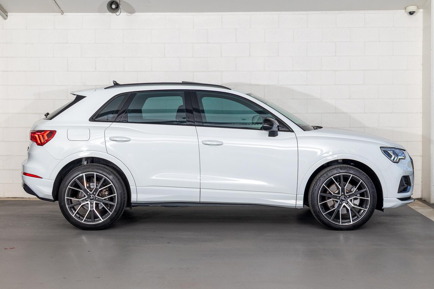 Image about Audi Q3 40 TFSI quattro S tronic