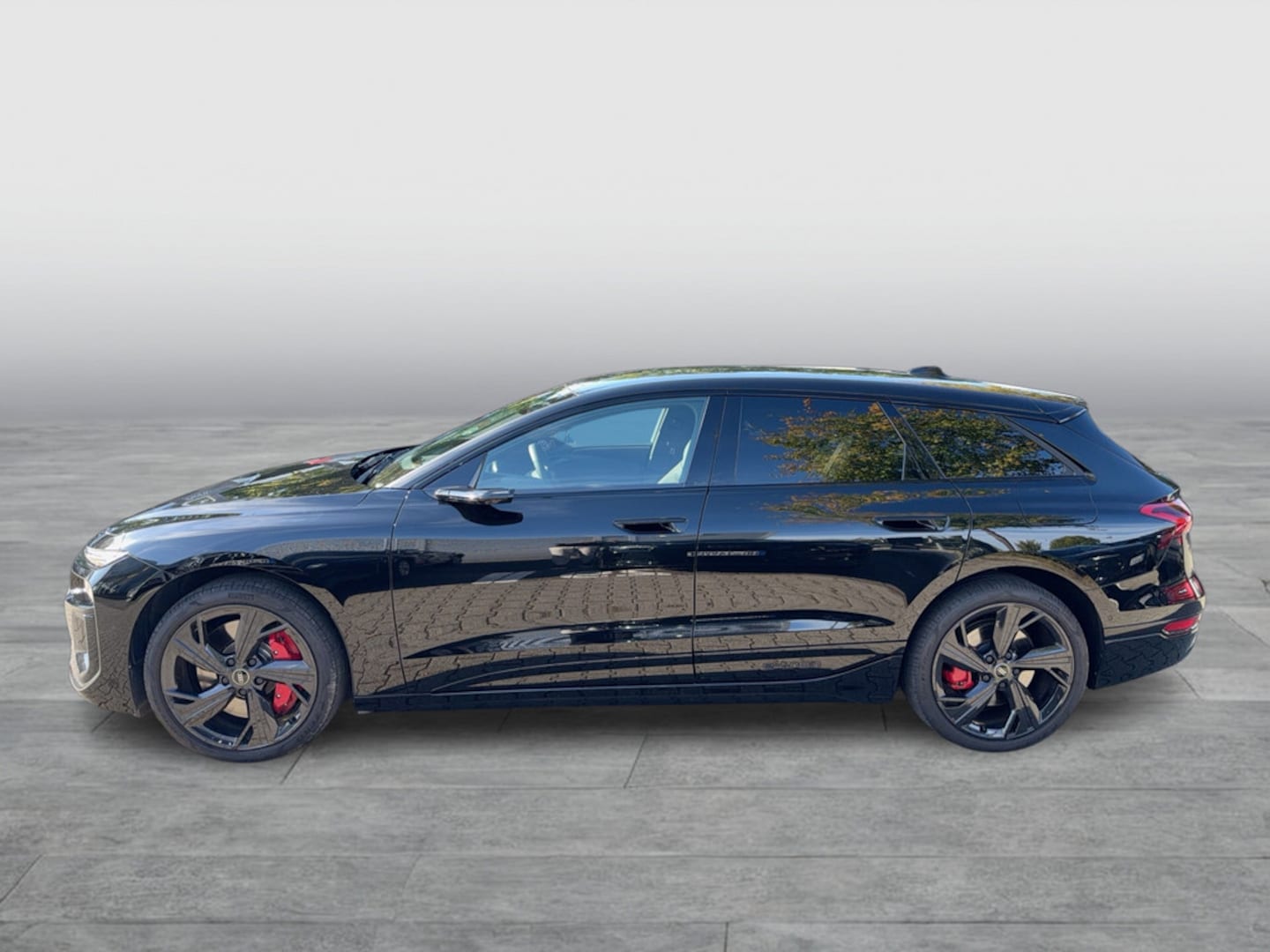 Bild über Audi S6 Avant e-tron e-tron quattro - für weitere Informationen kontaktieren Sie den Audi Partner