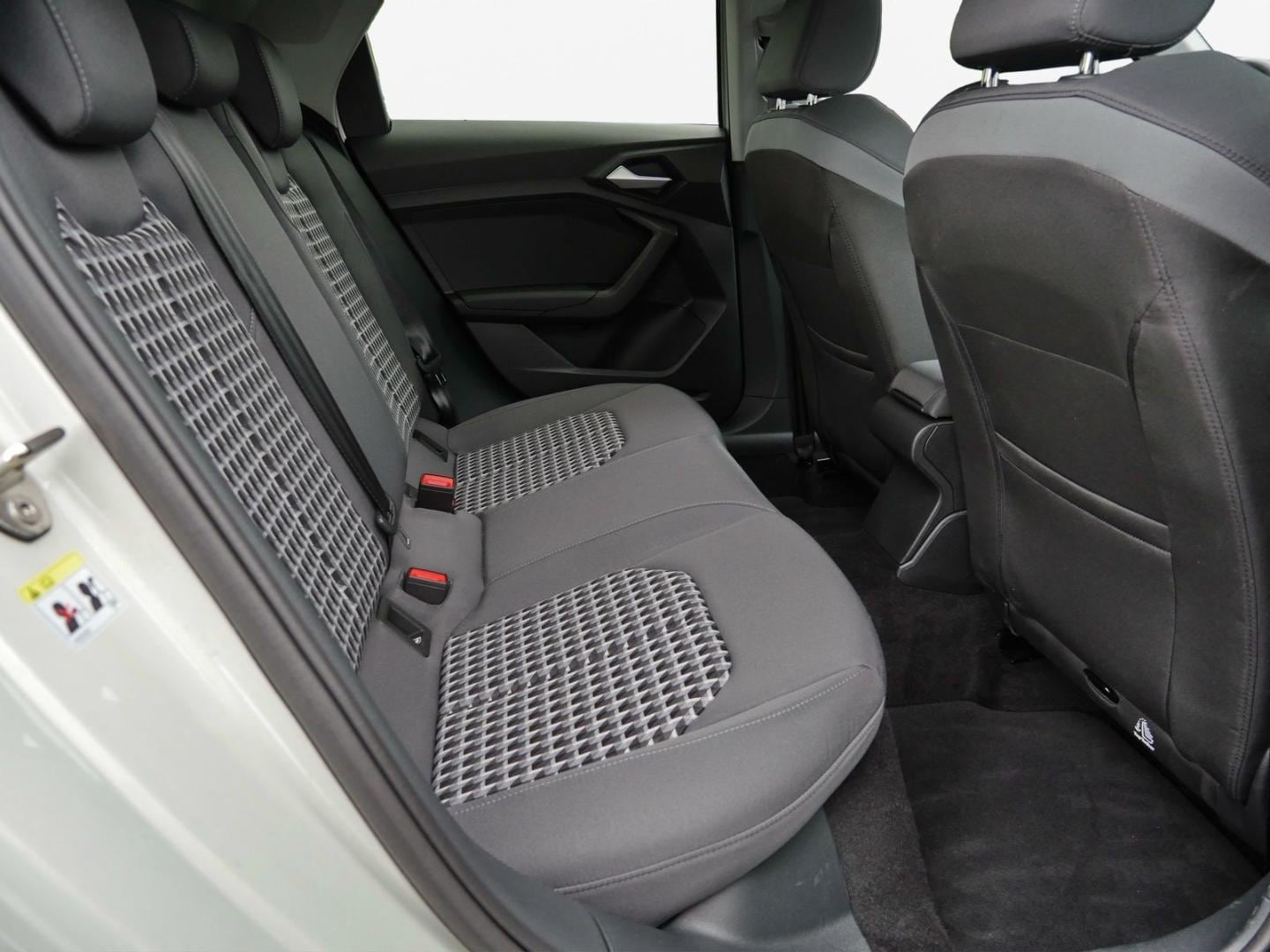 Bild über Audi A1 Sportback advanced 35 TFSI S tronic - für weitere Informationen kontaktieren Sie den Audi Partner