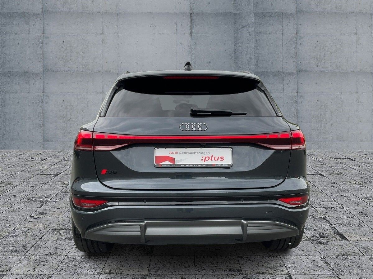 Image about Audi Q6 SUV e-tron e-tron quattro