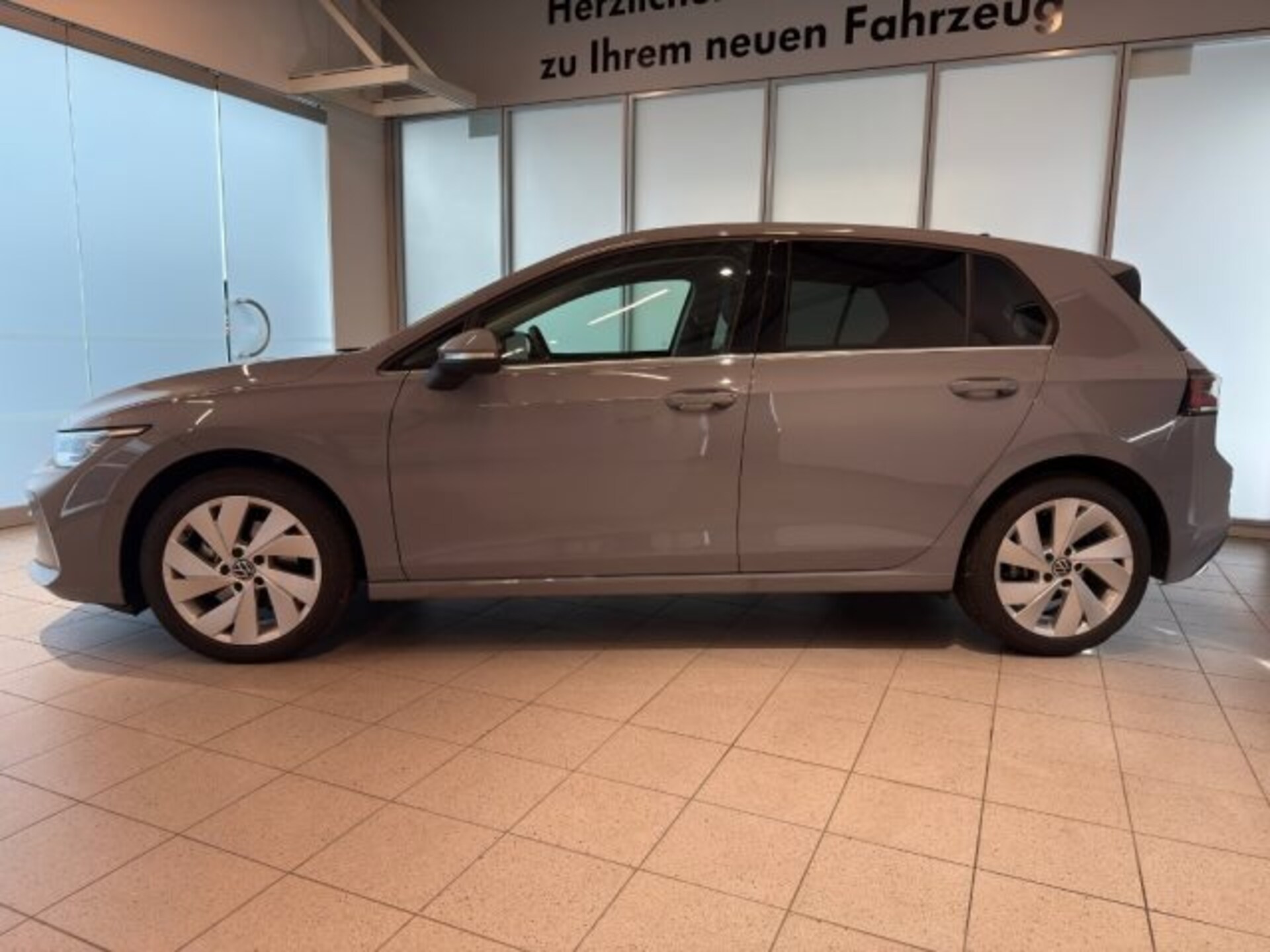 Volkswagen Golf Style