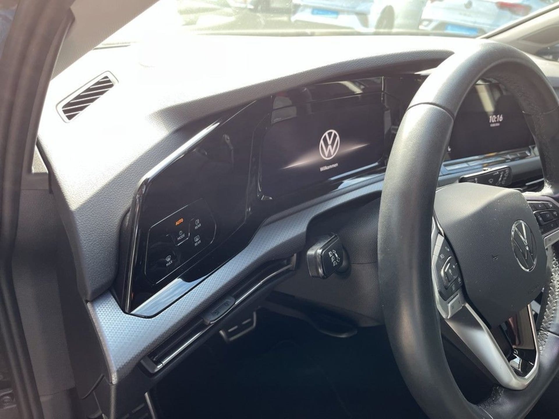 Volkswagen Golf Active