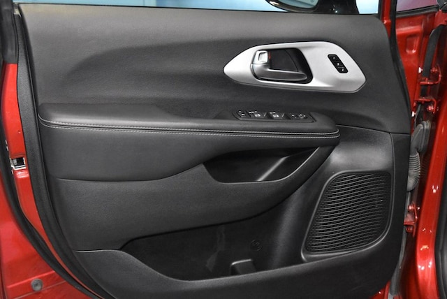 2025 Chrysler Pacifica