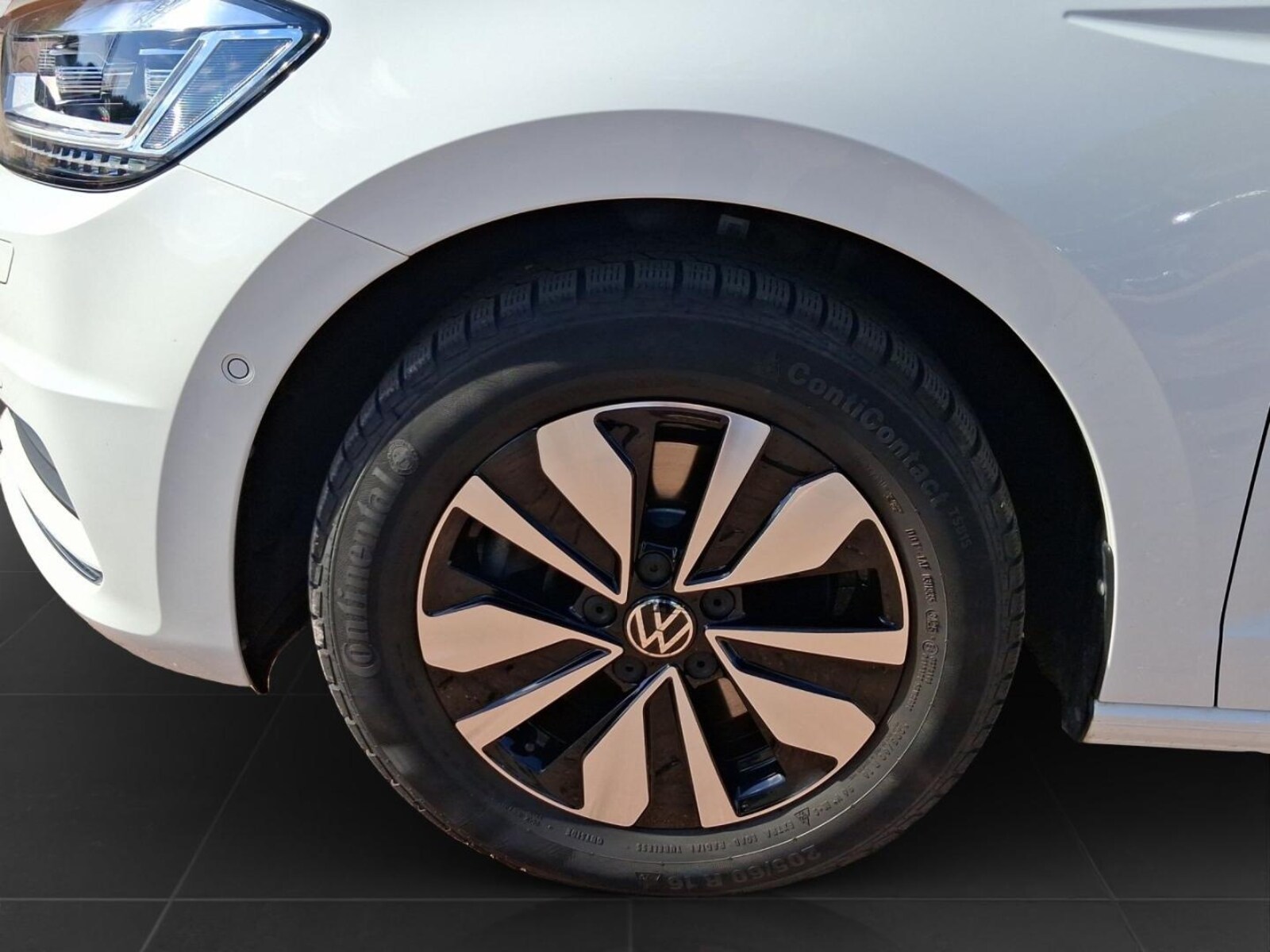 Volkswagen Touran – Bild 6