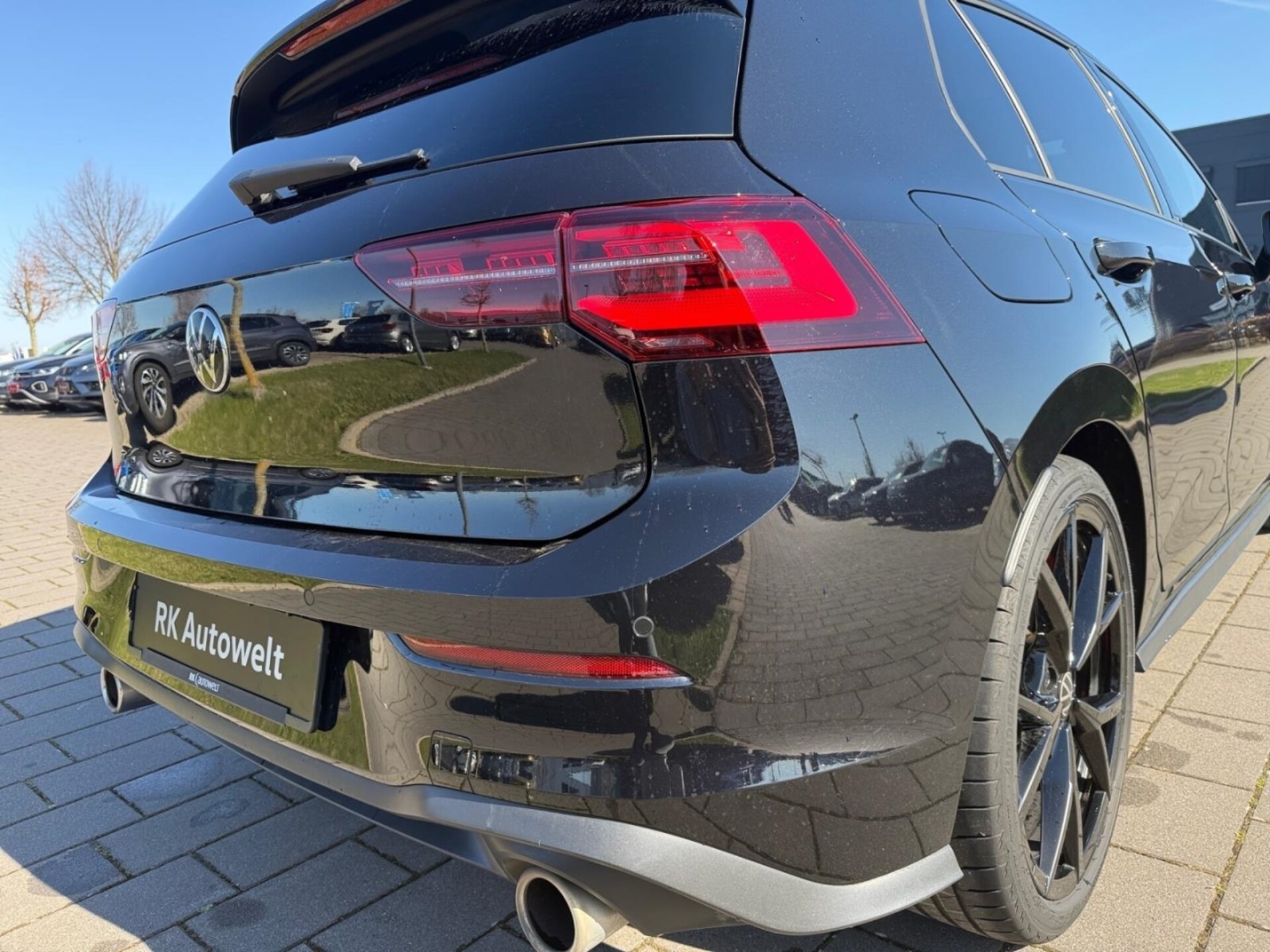 Volkswagen Golf GTI