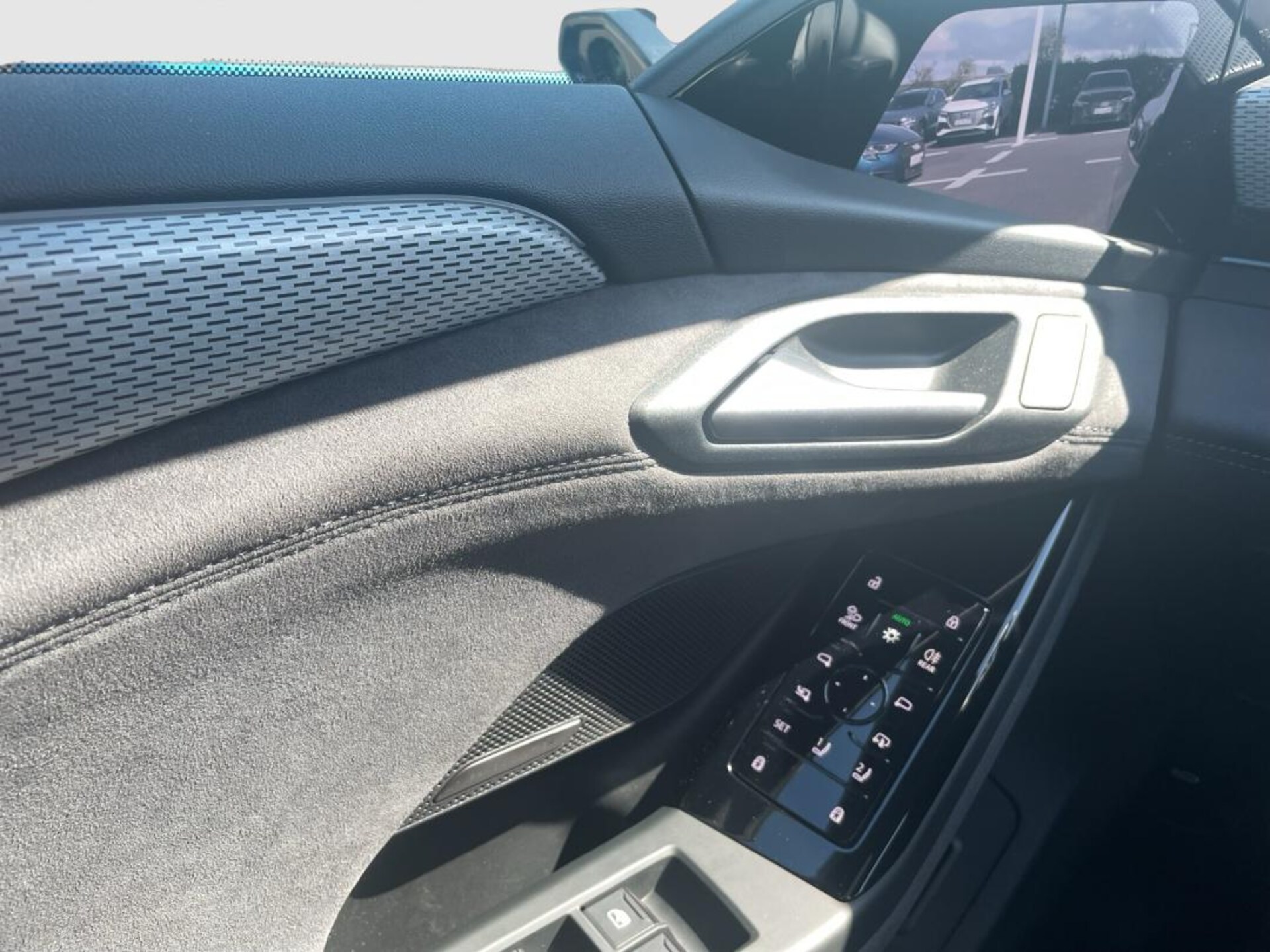 Audi A6 Avant e-tron edition one