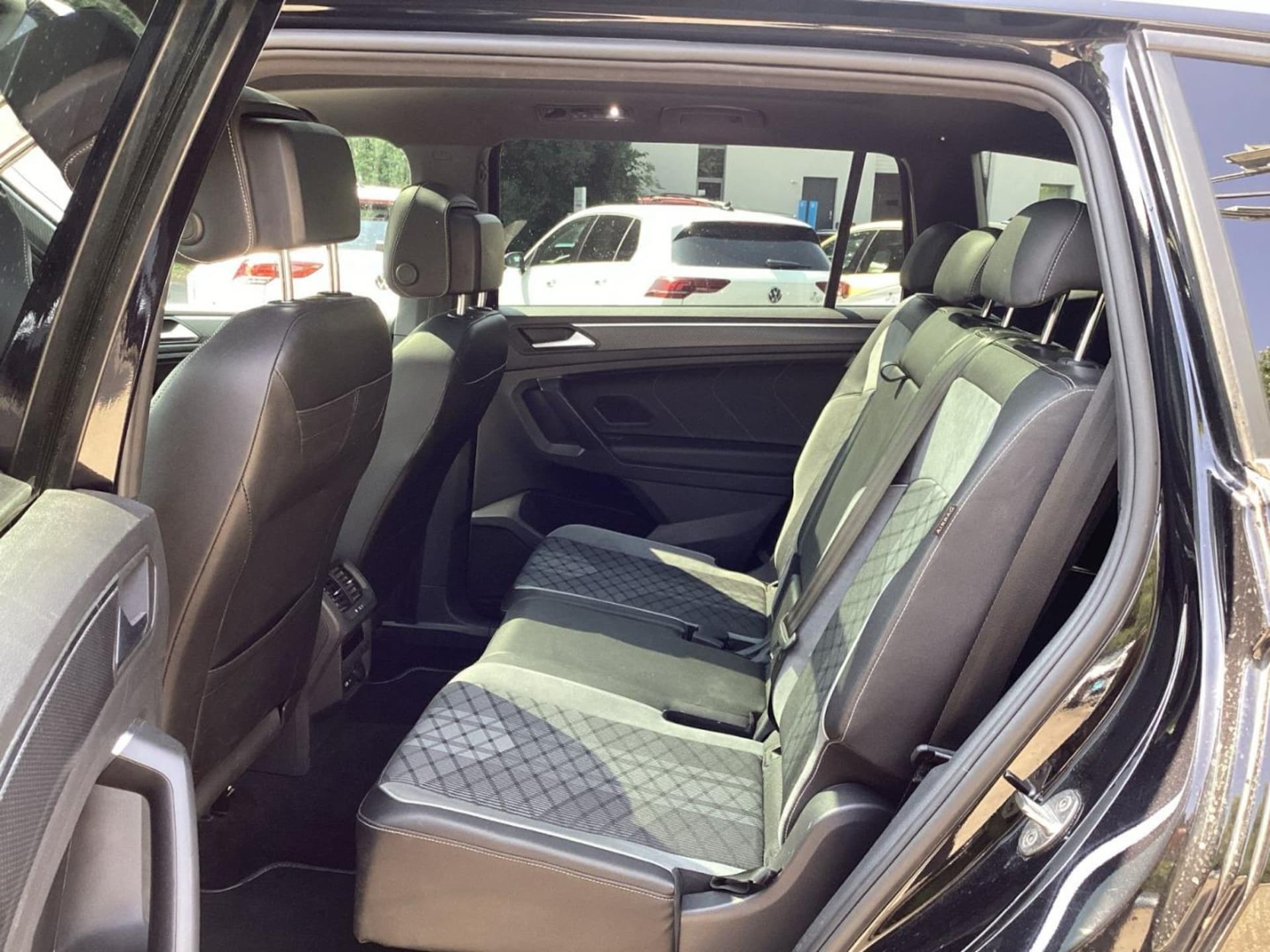 Volkswagen Tiguan Allspace R-Line