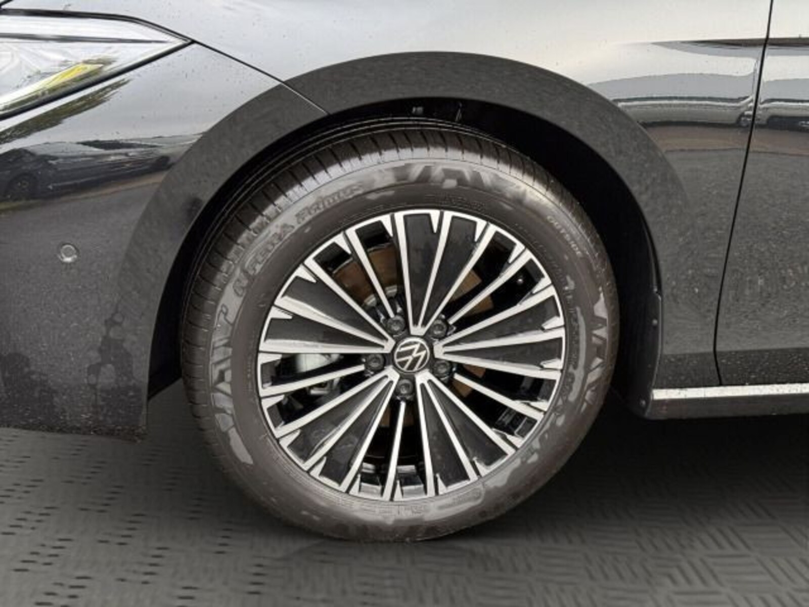 Volkswagen Passat – Bild 8