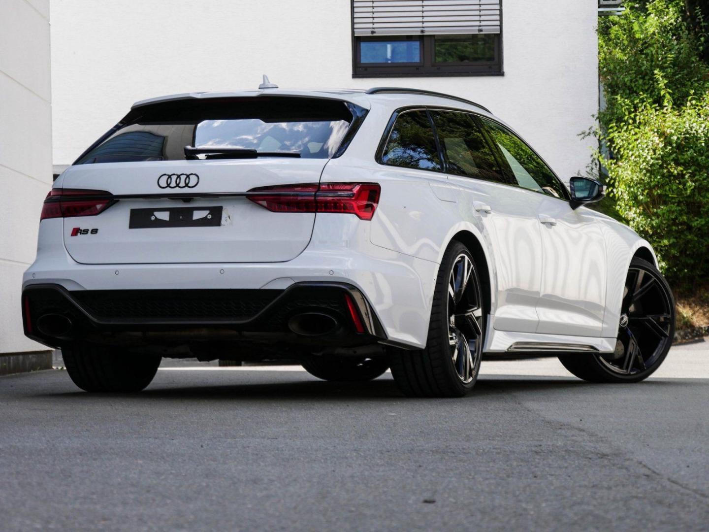 Image about Audi RS 6 Avant TFSI quattro tiptronic