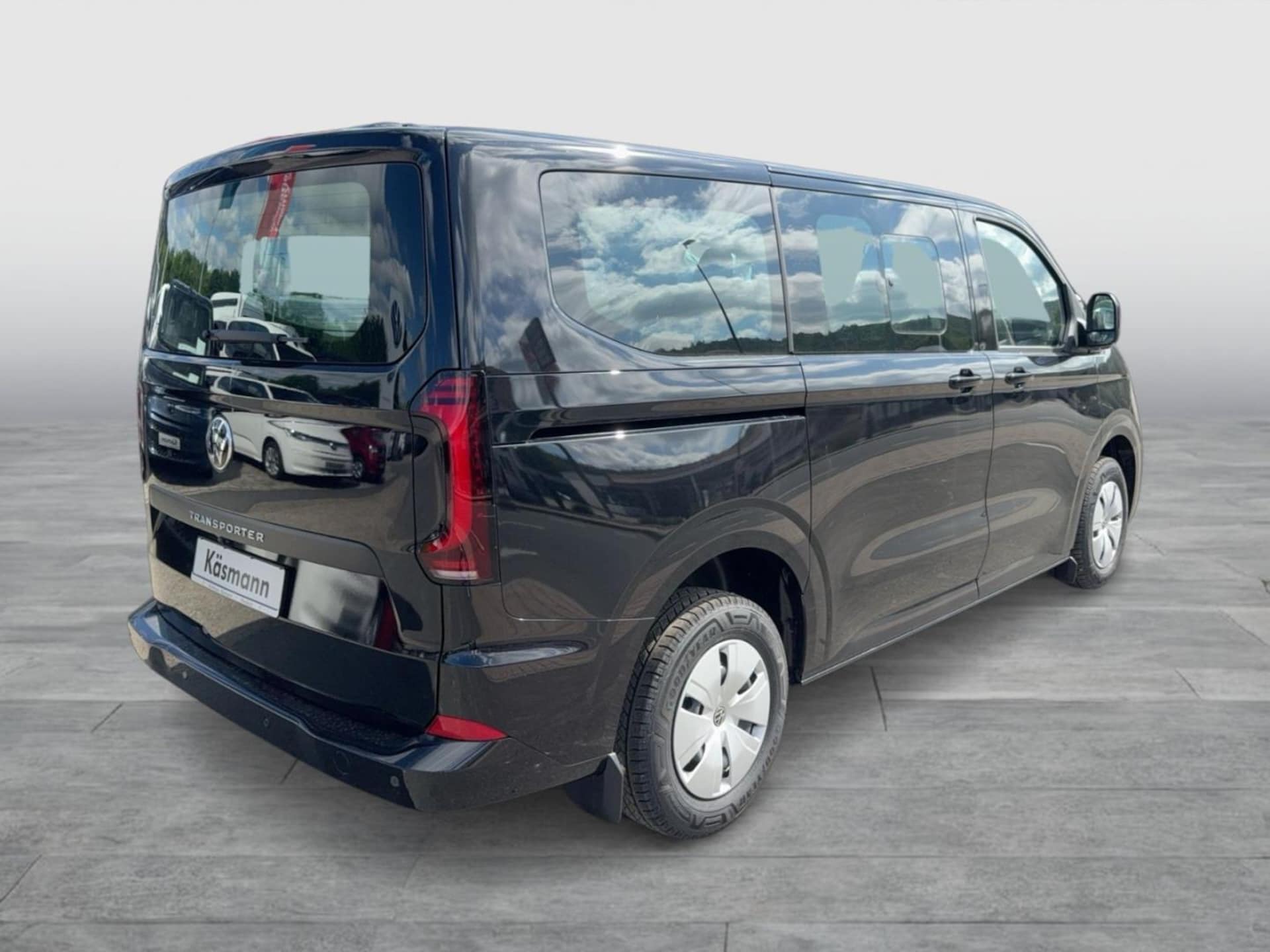 Volkswagen Transporter Kombi kurzer Radstand