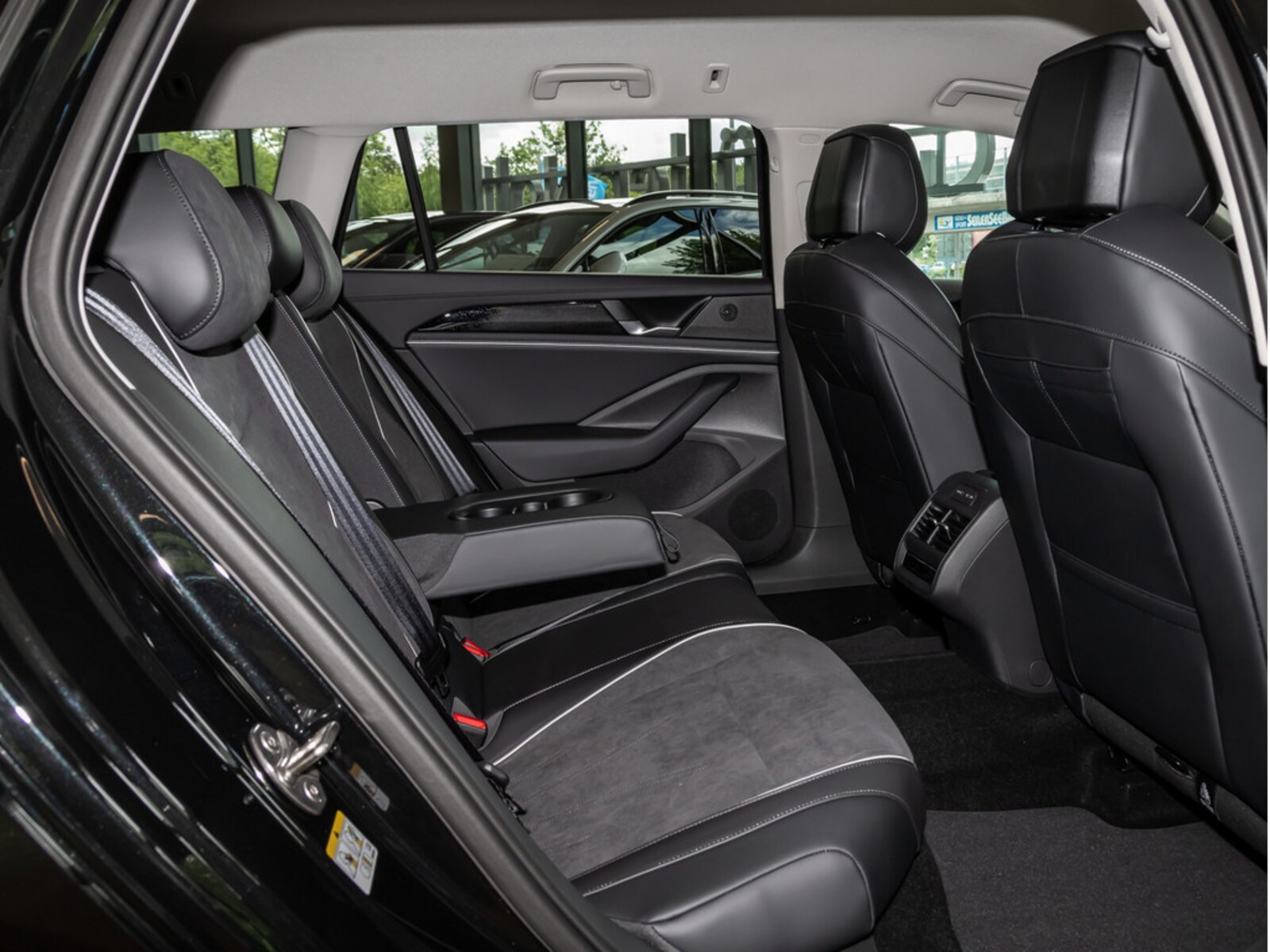 Volkswagen Passat – Bild 9