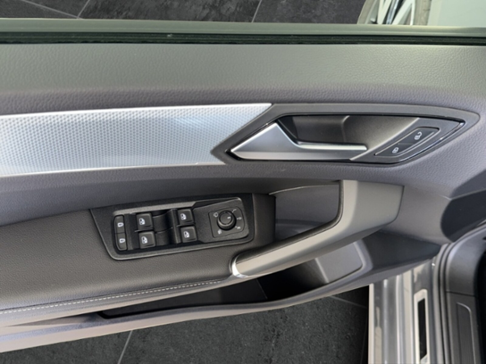Volkswagen Touran – Bild 11