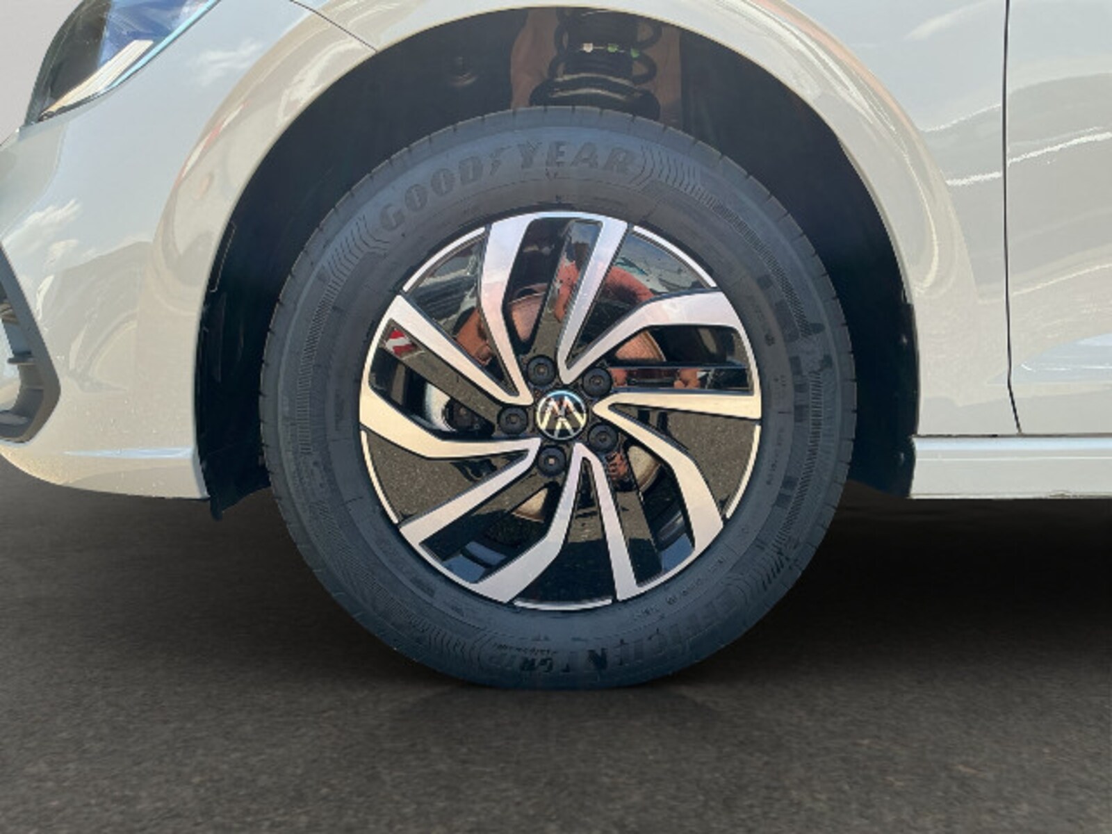 Volkswagen Polo – Bild 11