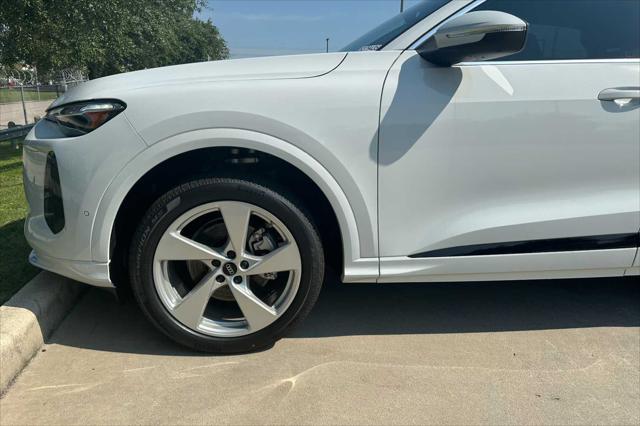 2025 Audi Q5 Premium Plus - Photo 6