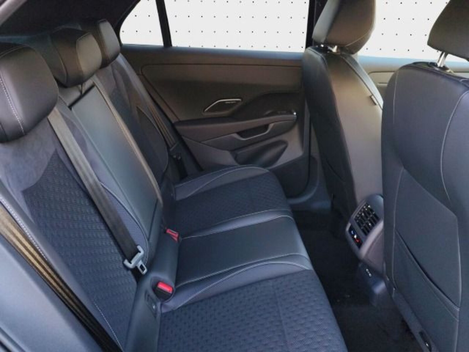Volkswagen T-Roc – Bild 15