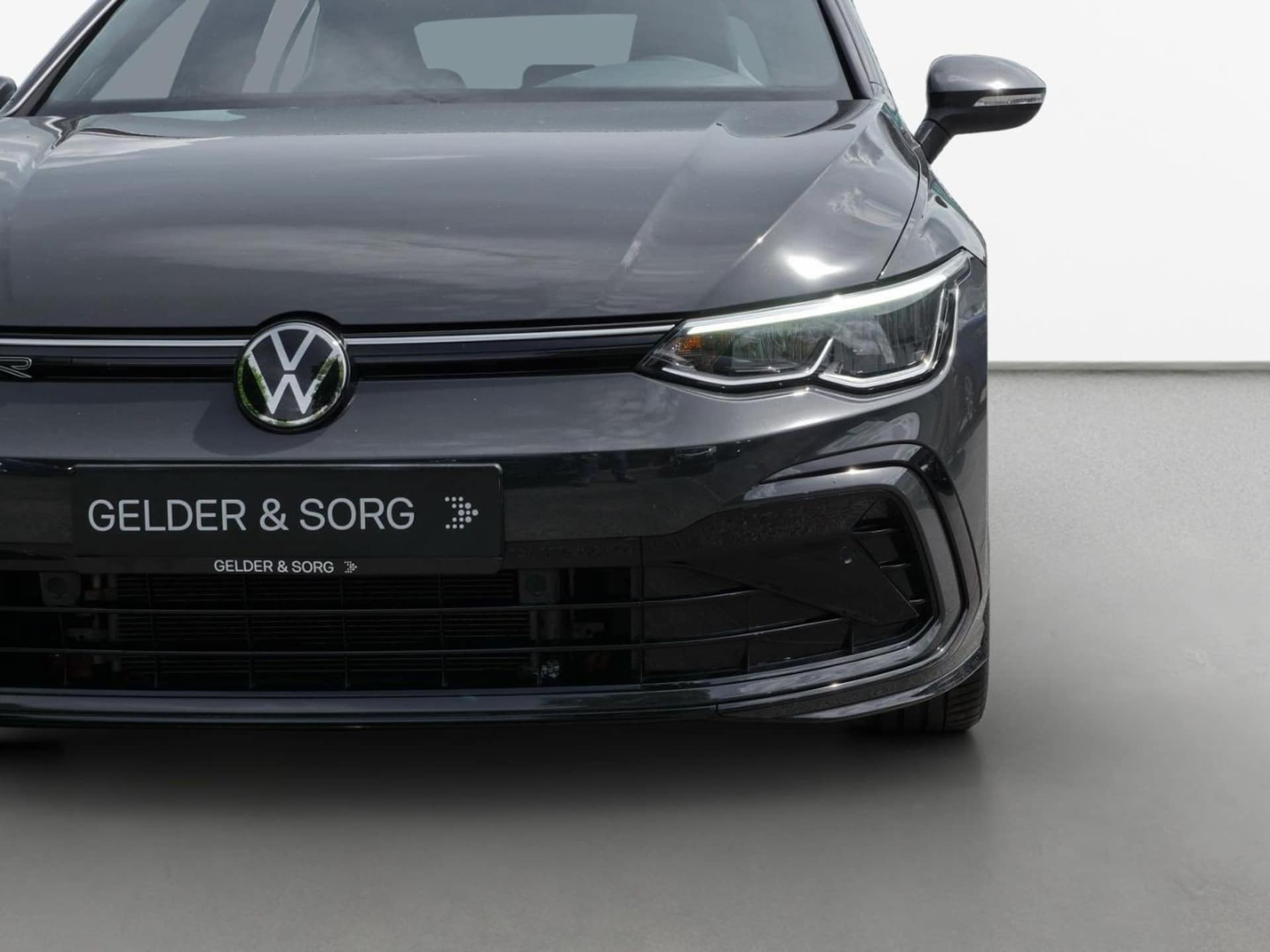 Volkswagen Golf R-Line