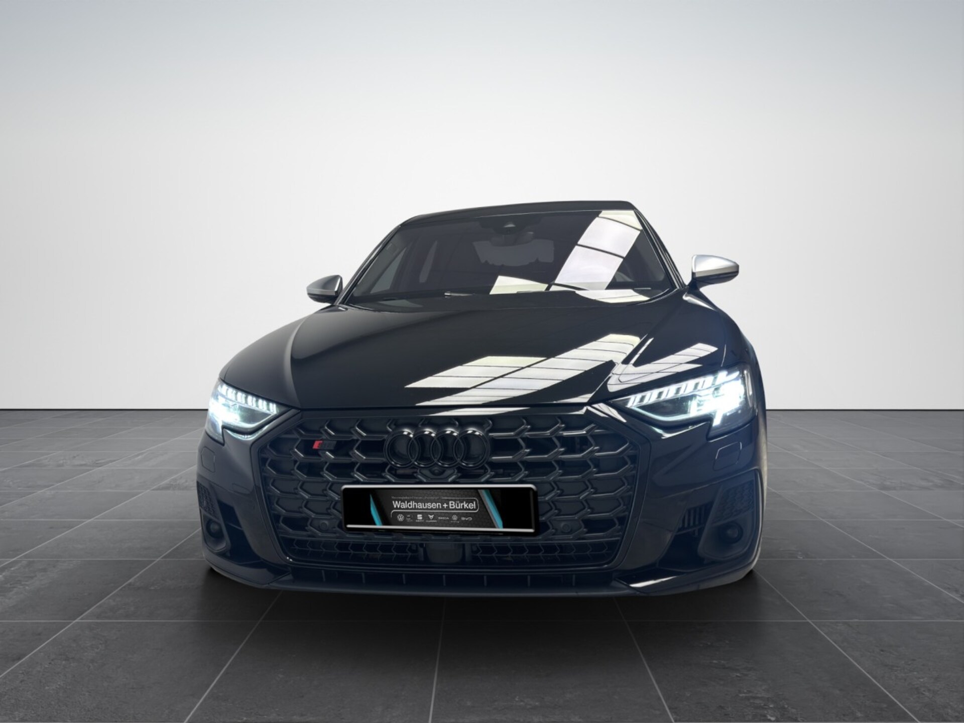 Audi S8