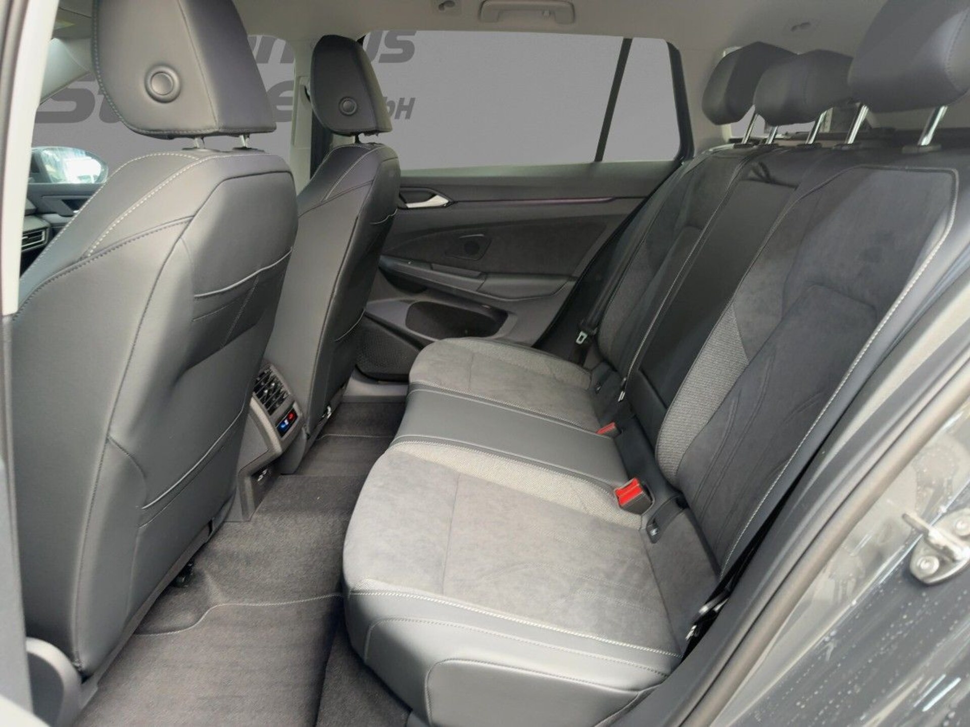 Volkswagen Golf Variant Style