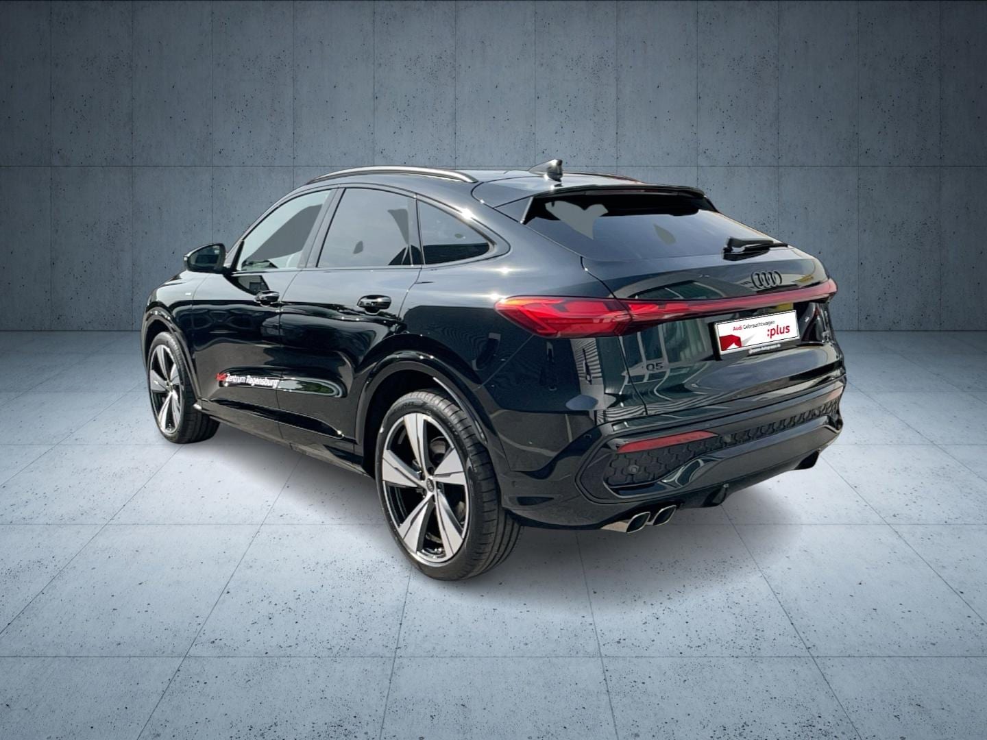 Bild über Audi Q5 Sportback TDI quattro 150 kW S tronic - für weitere Informationen kontaktieren Sie den Audi Partner