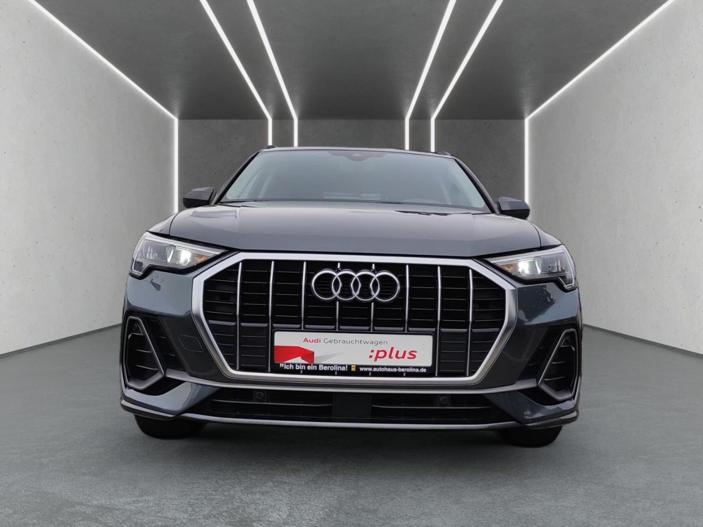 Image about Audi Q3 35 TFSI S tronic
