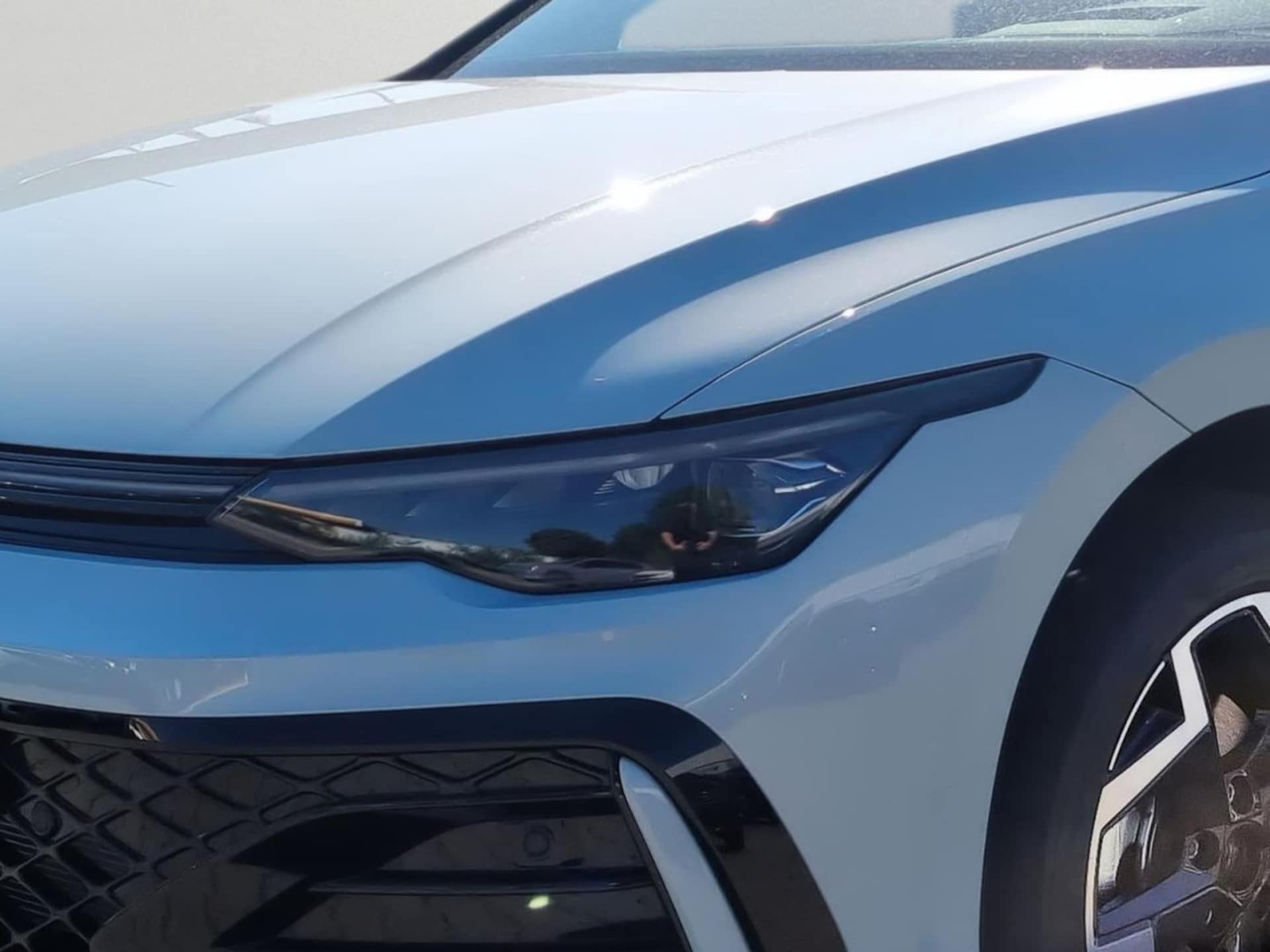 Volkswagen Golf R-Line