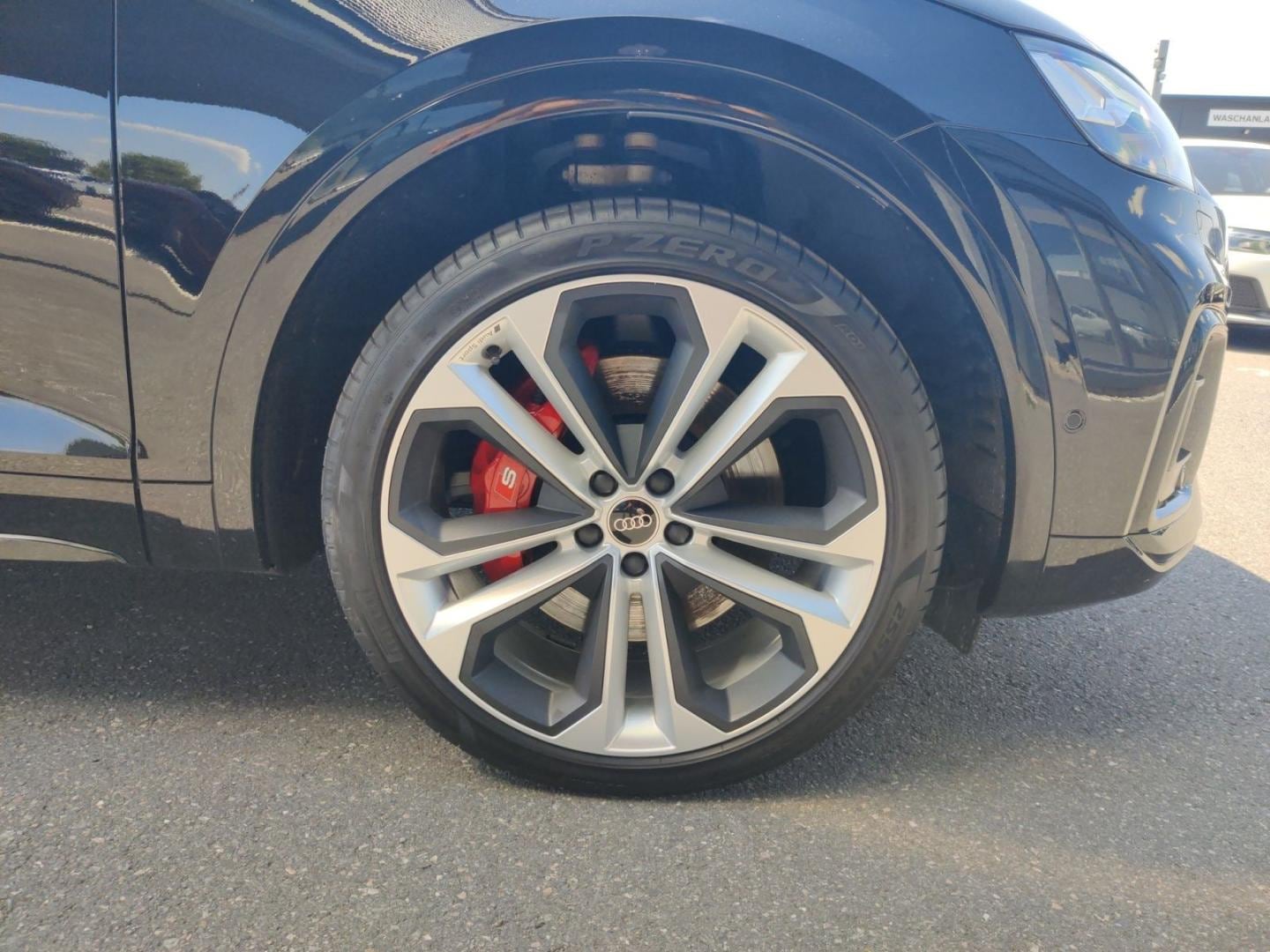 Bild über Audi SQ5 Sportback TDI tiptronic - für weitere Informationen kontaktieren Sie den Audi Partner