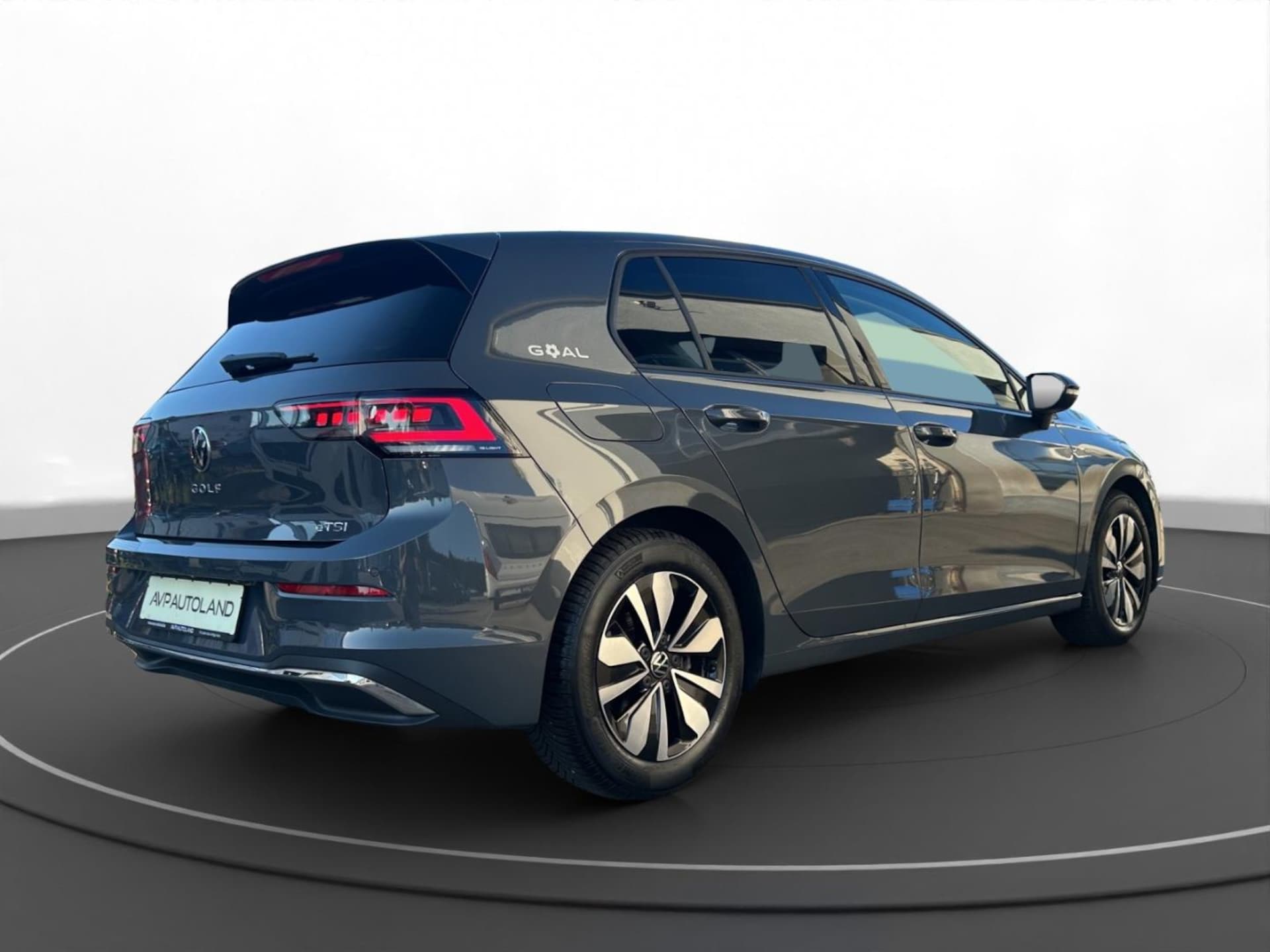 Volkswagen Golf Life